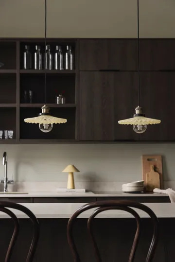 Cobbler 吊灯 Ø25cm - 奶油色 - Globen Lighting