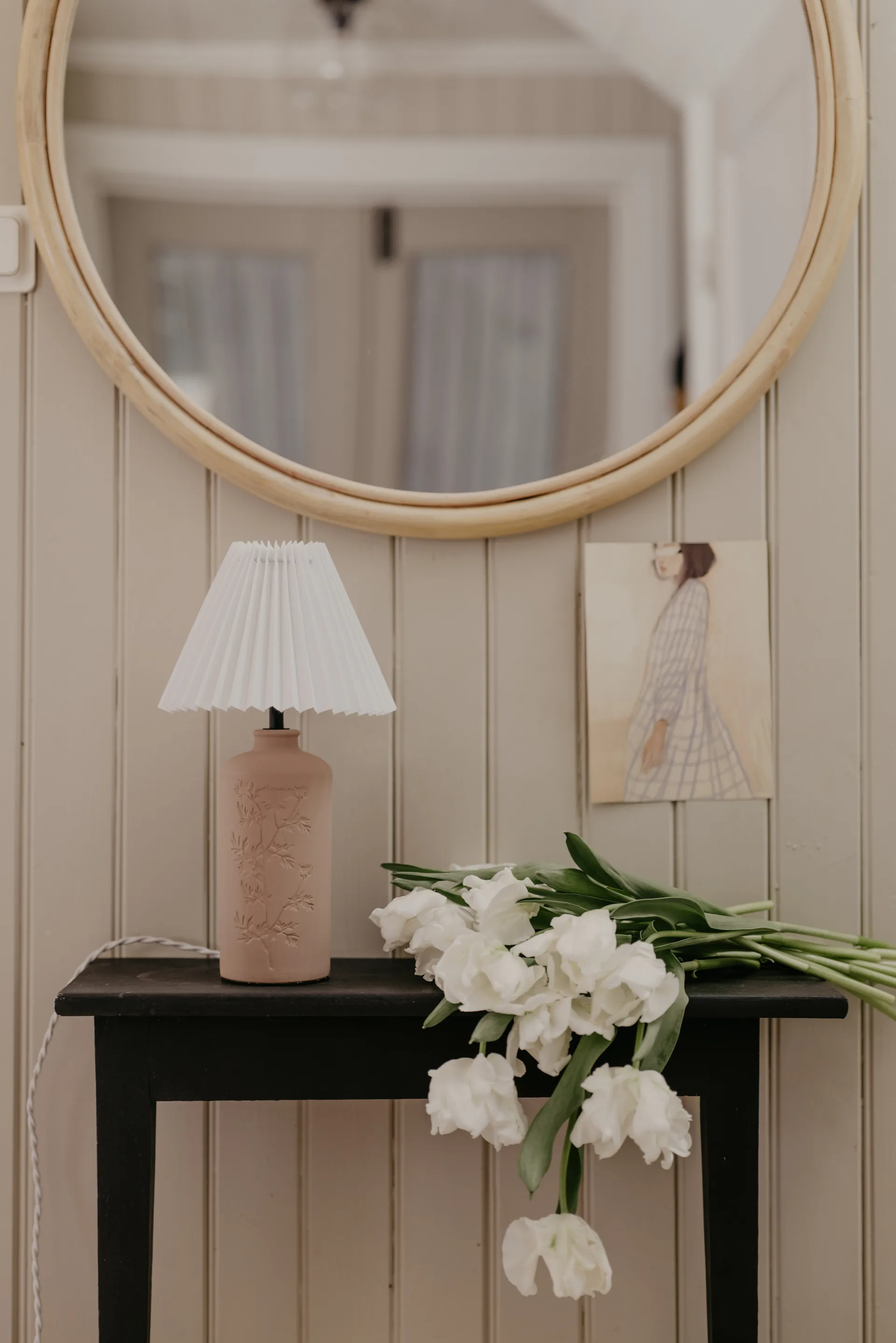 Flora 台灯 39 cm, Mud Globen Lighting