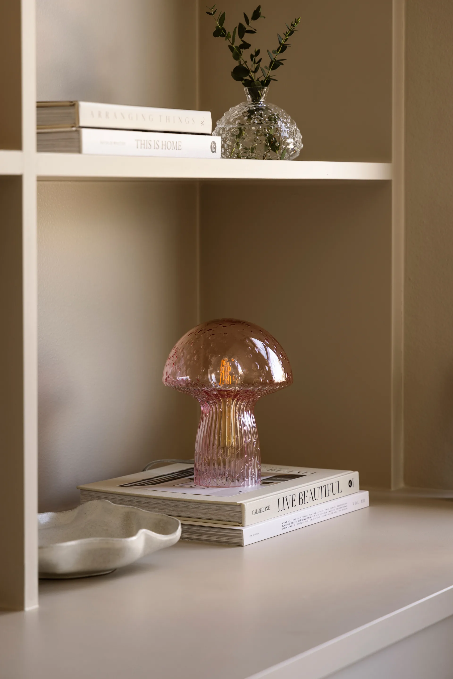 Fungo 台灯 特别版本 Pink, Ø16 cm, H:20 cm Globen Lighting