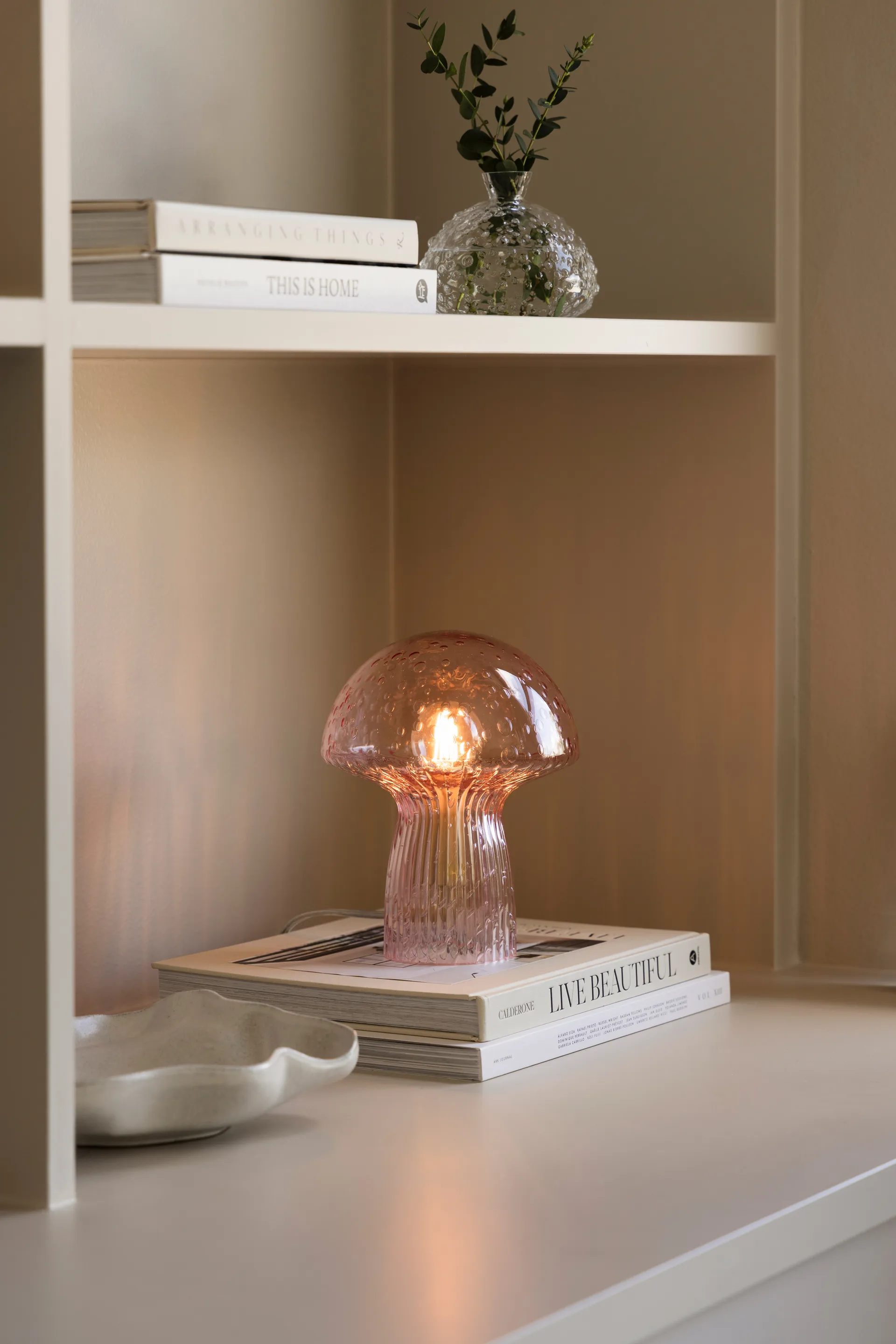 Fungo 台灯 特别版本 Pink, Ø16 cm, H:20 cm Globen Lighting