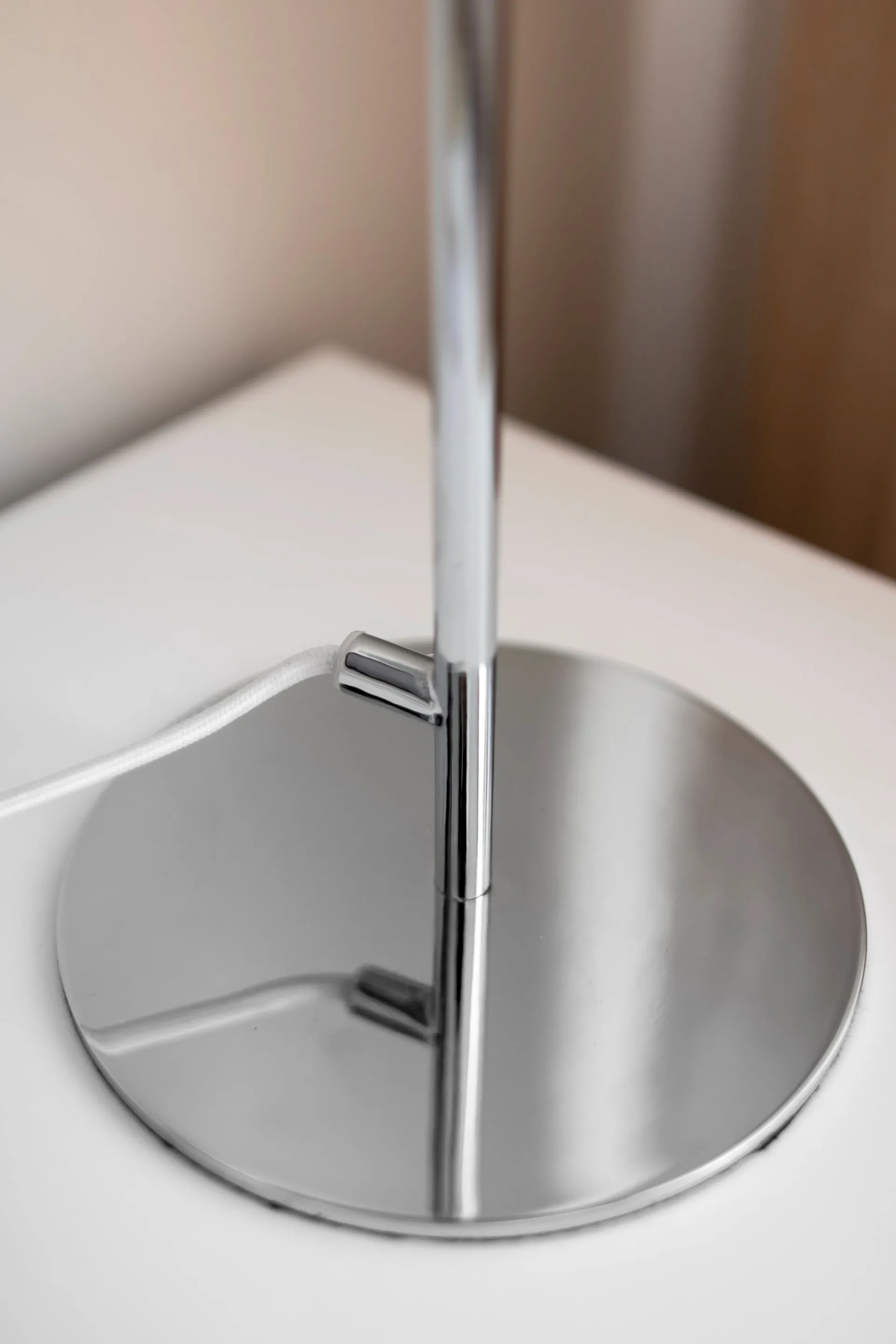 Icon 25 台灯 48 cm, Chrome Globen Lighting