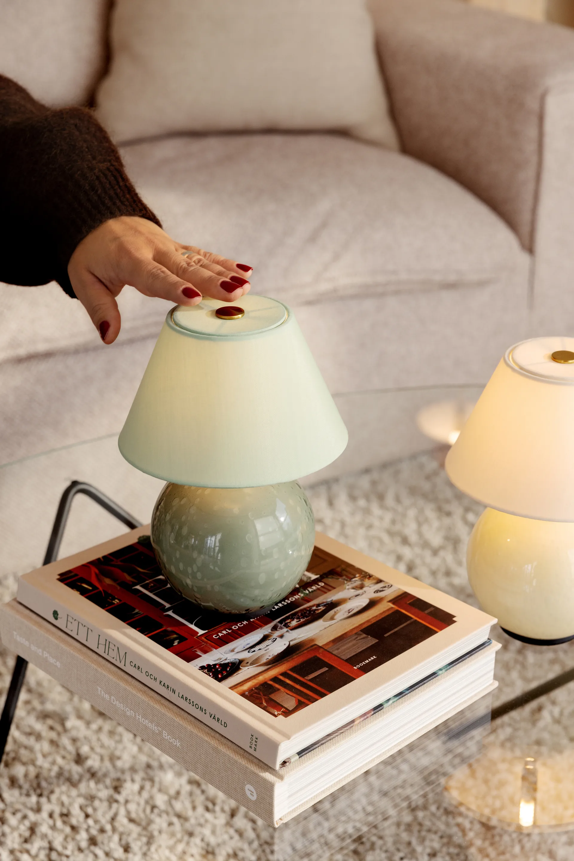 Iris 16 鸢尾系列 便携台灯, 绿色 Globen Lighting