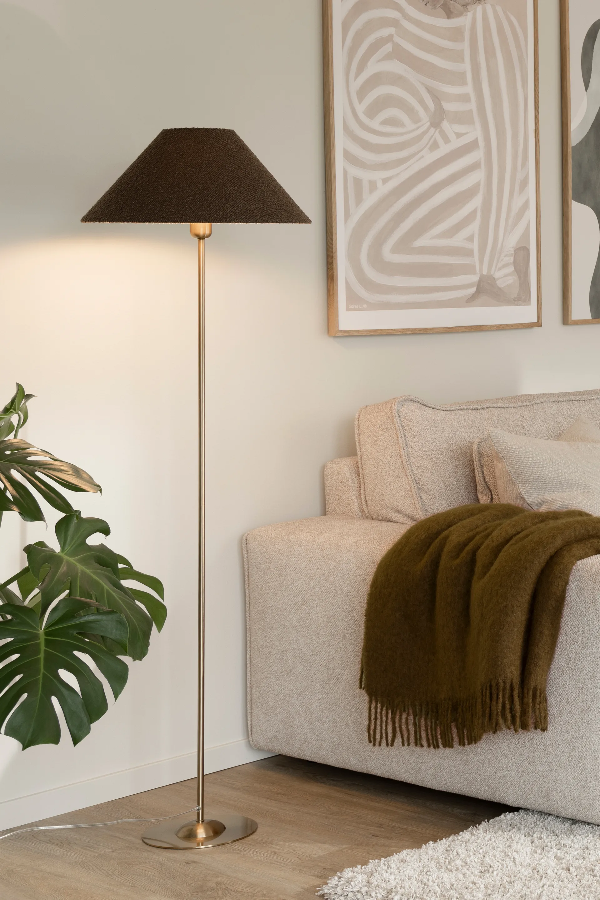 Iris 45 鸢尾系列 灯罩, Bouclé mocha Globen Lighting