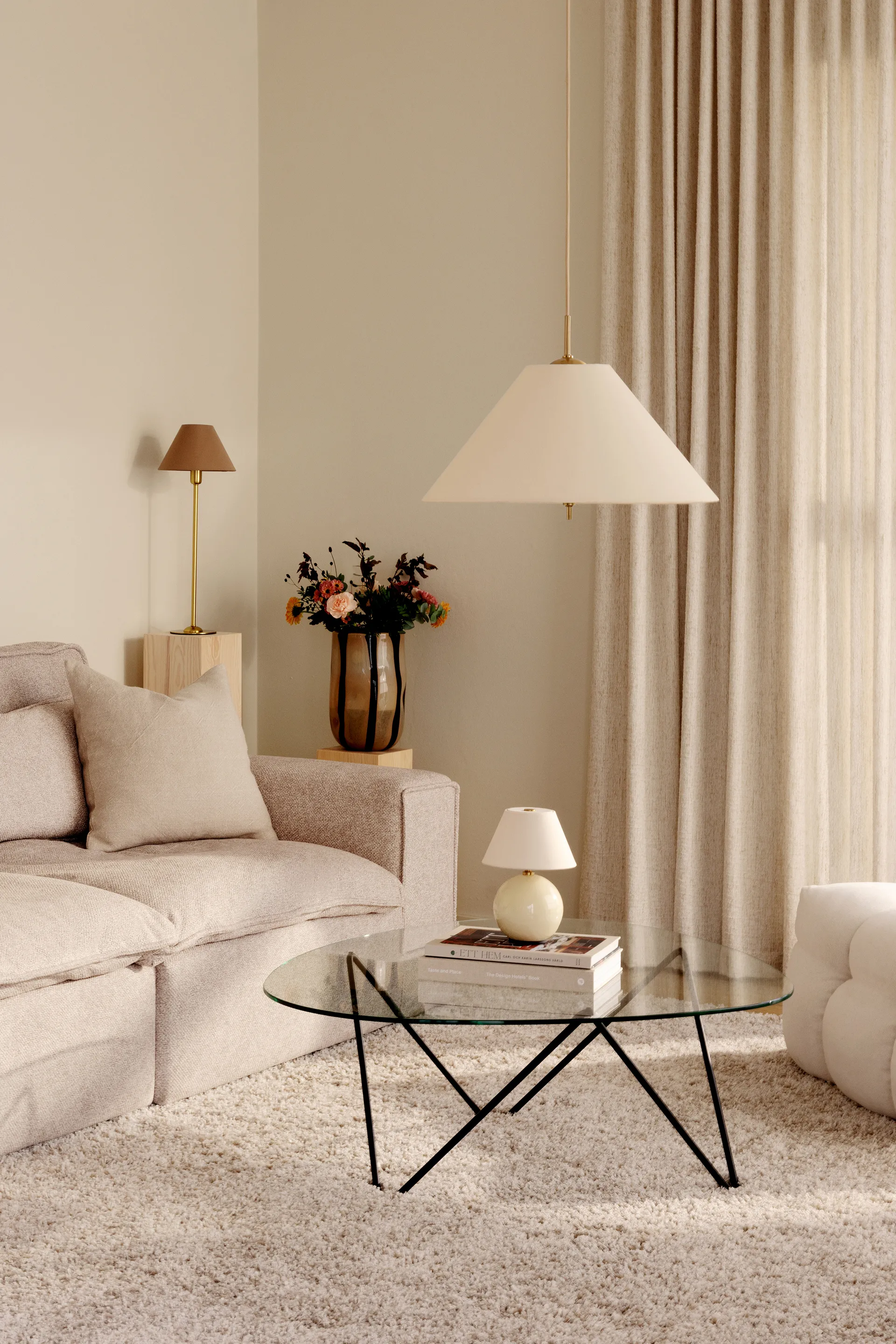 Iris 吊灯 50, 奶油色 Globen Lighting