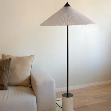 Matisse落地灯150cm - 黑白 - Globen Lighting