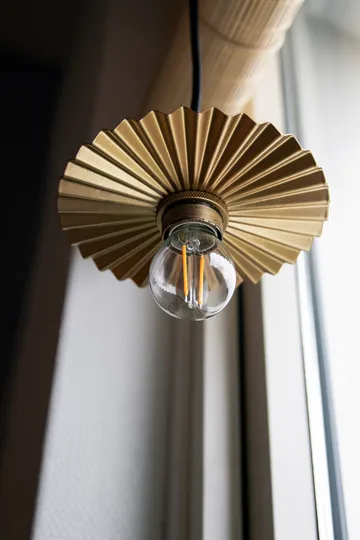Omega 吊灯 Ø15cm - 金色 - Globen Lighting