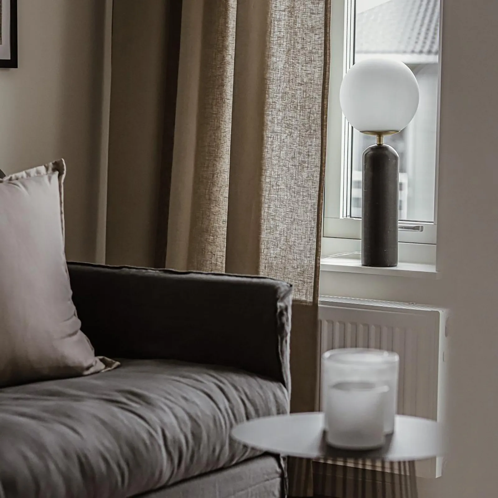 Torrano 台灯, 黑色 Globen Lighting