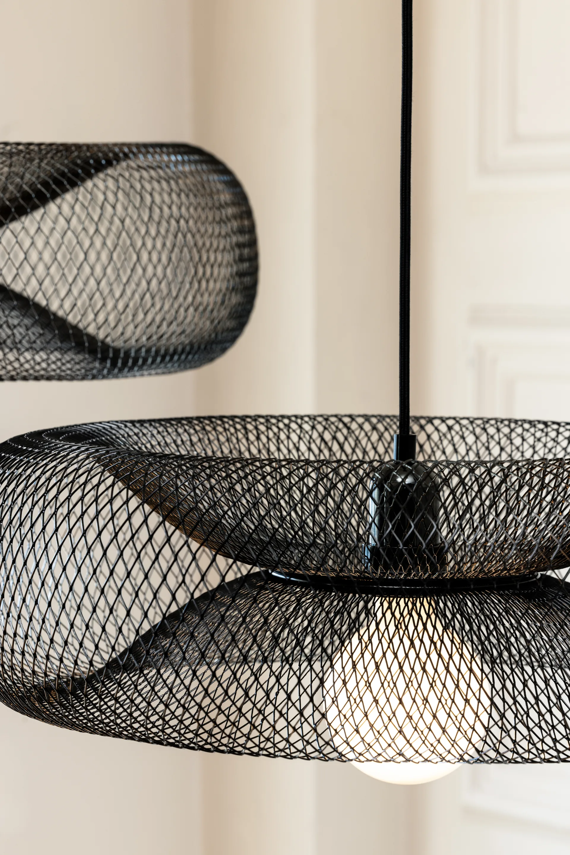 Torus 50 吊灯, 黑色 Globen Lighting