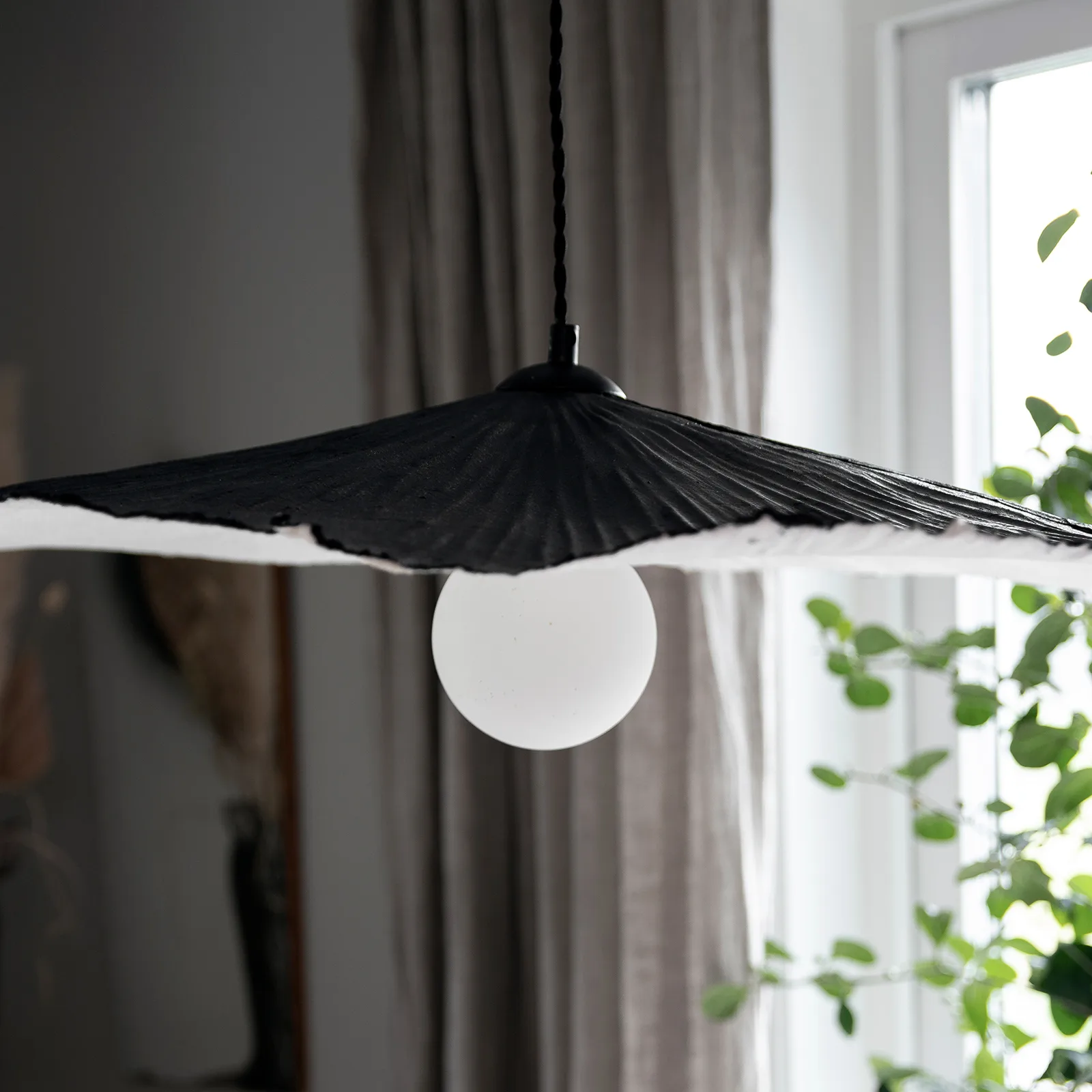 Tropez吊灯82cm, 黑色 Globen Lighting