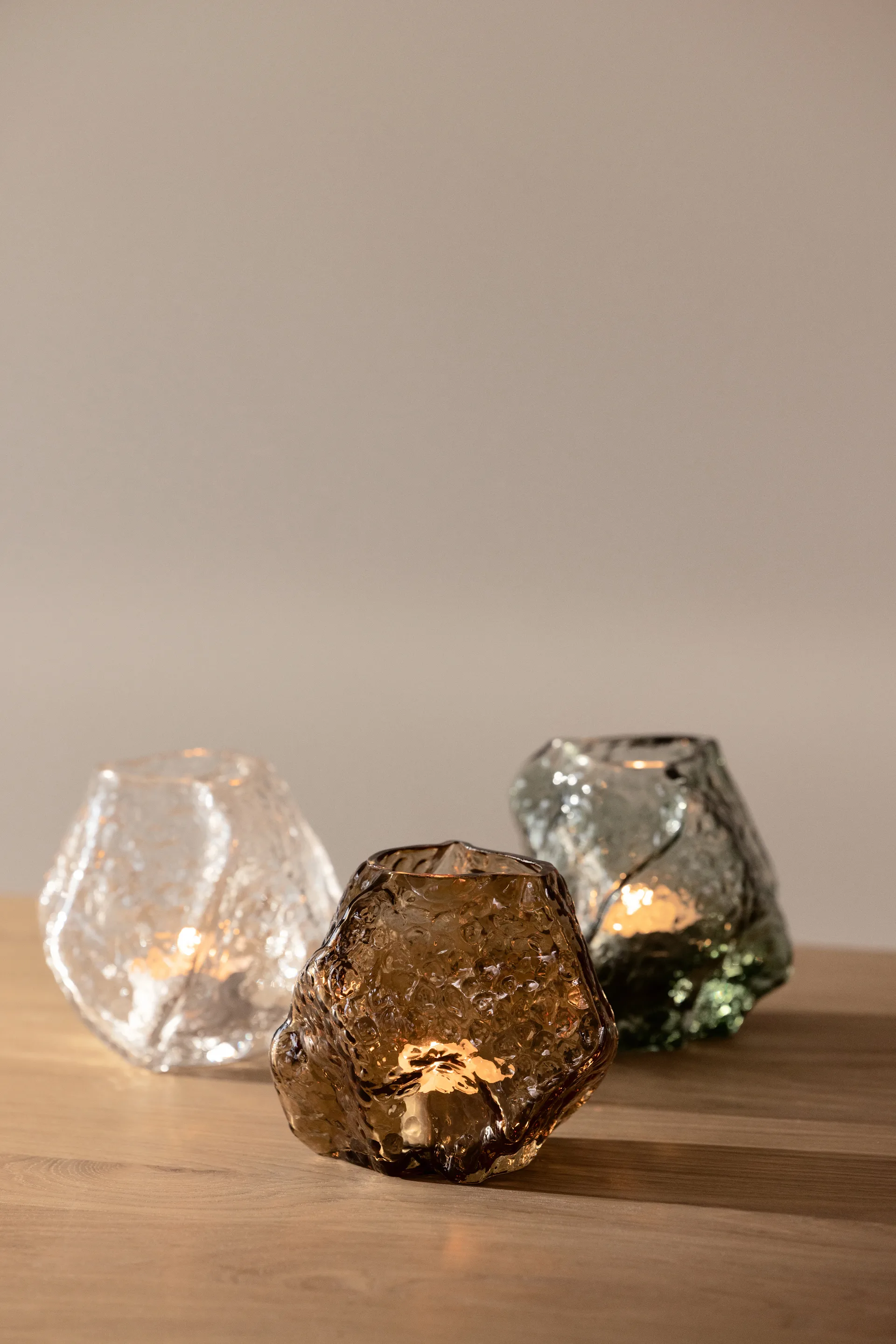 Valerie 12 tealight holders, 褐色 Globen Lighting