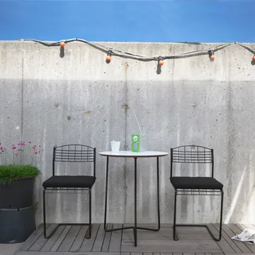 High Tech 桌子 - 白色-黑色 stand, Ø60 cm - Grythyttan Stålmöbler