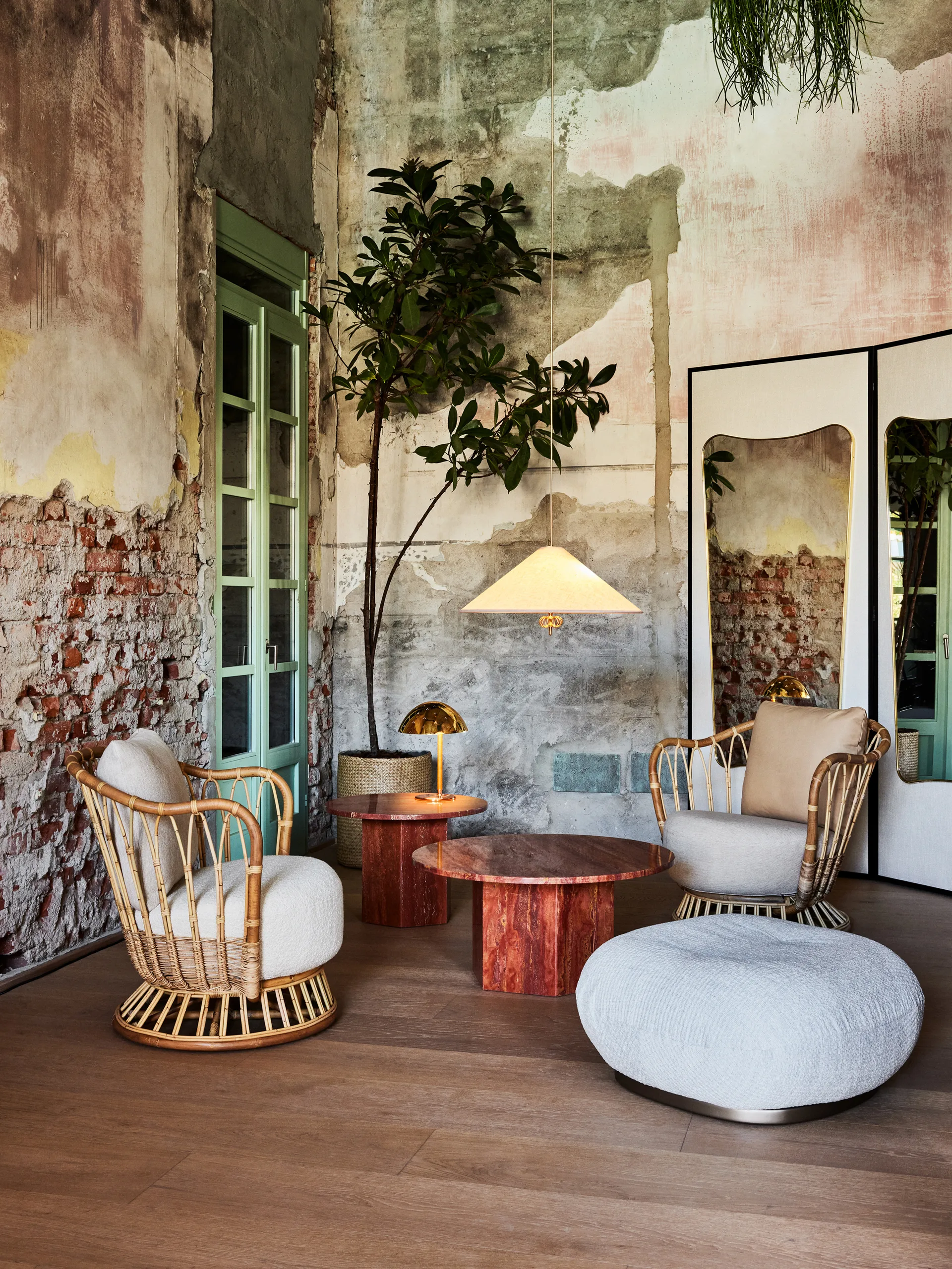 1967 吊灯, Canvas-黄铜 GUBI