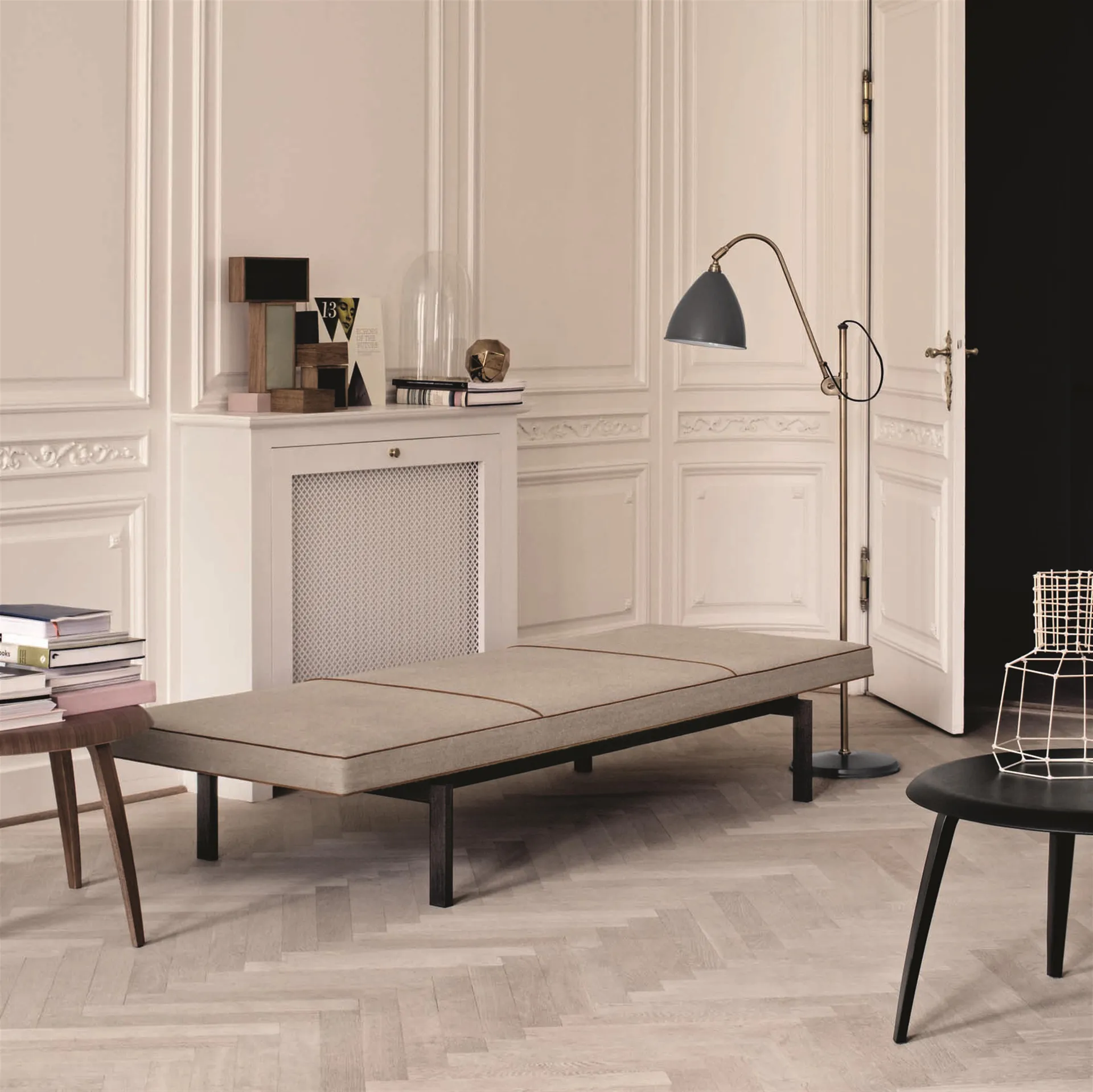 Bestlite BL3M 落地灯, 灰色-brass GUBI