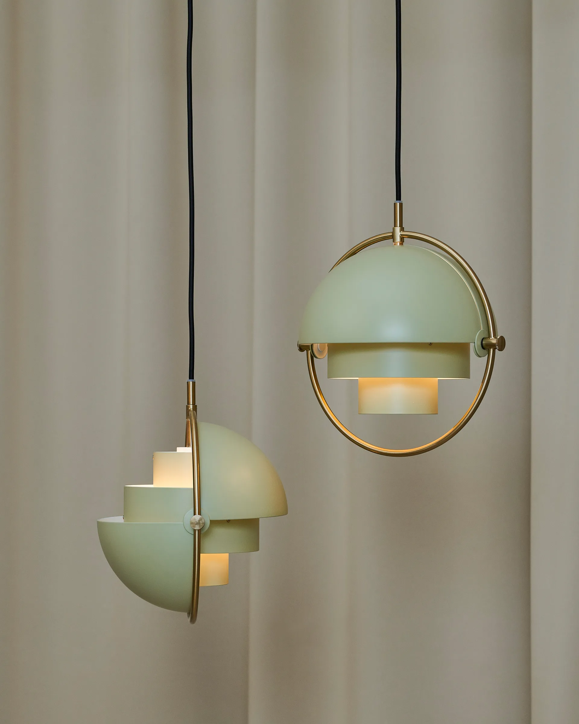 Multi-Lite ceiling 灯 small, Brass-desert sage GUBI