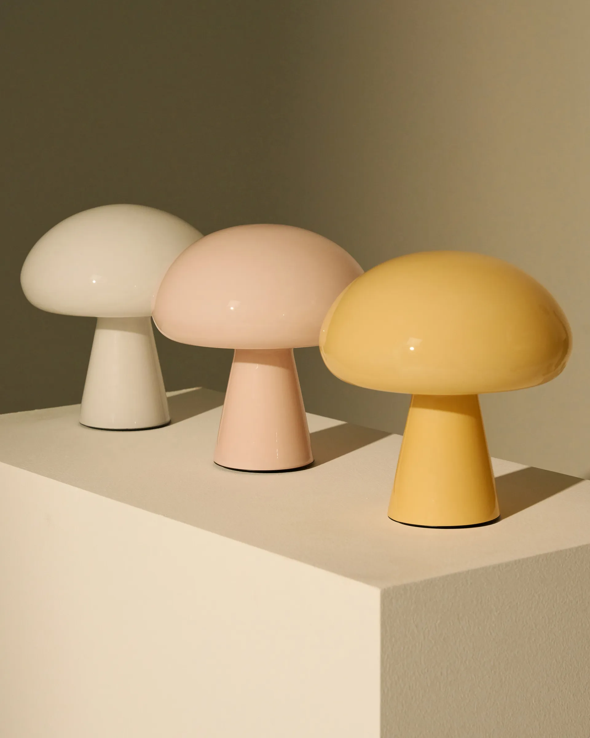 Obello 台灯, Powder 粉色 GUBI