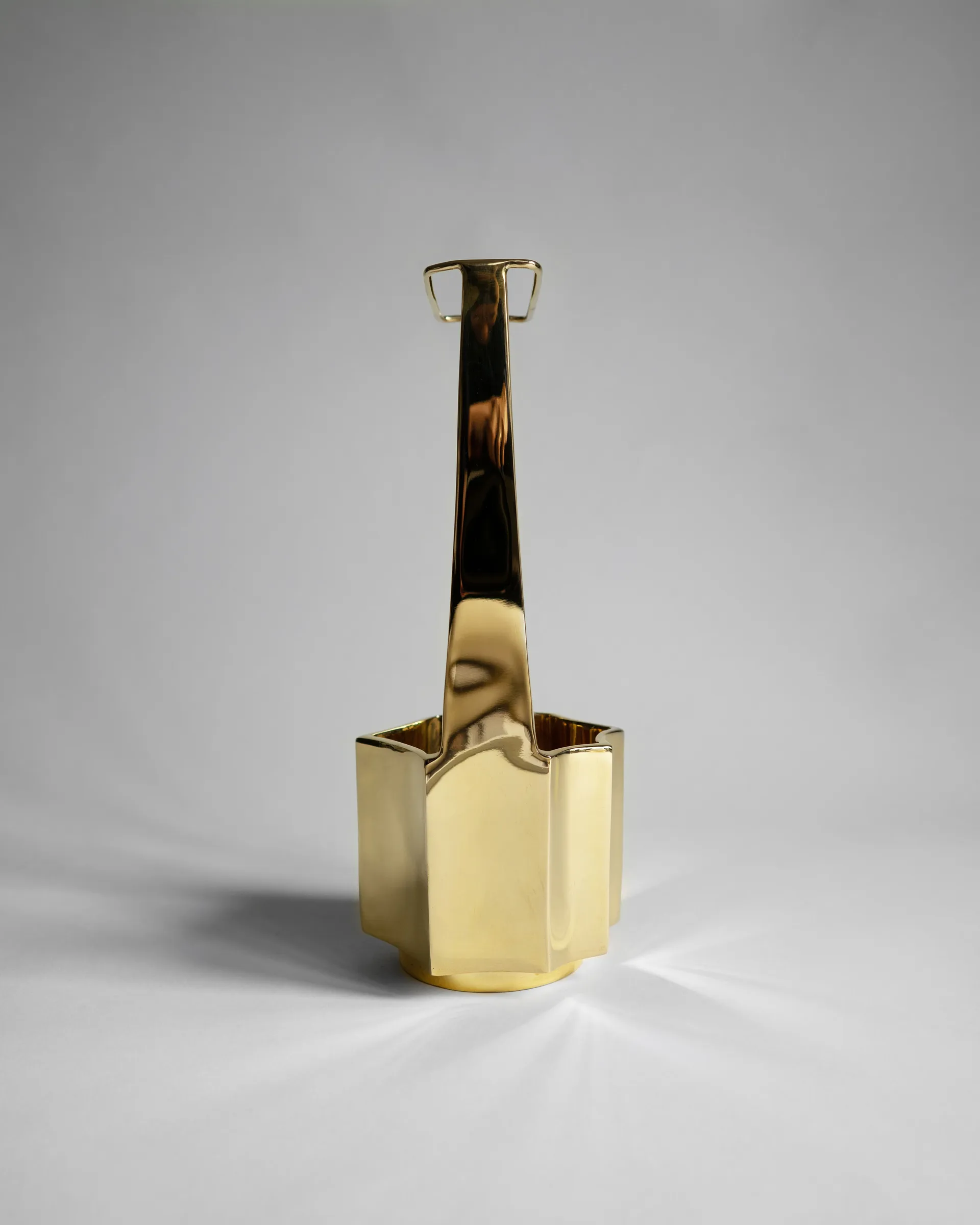 生花花瓶 30cm, 黄铜色 Hein Studio