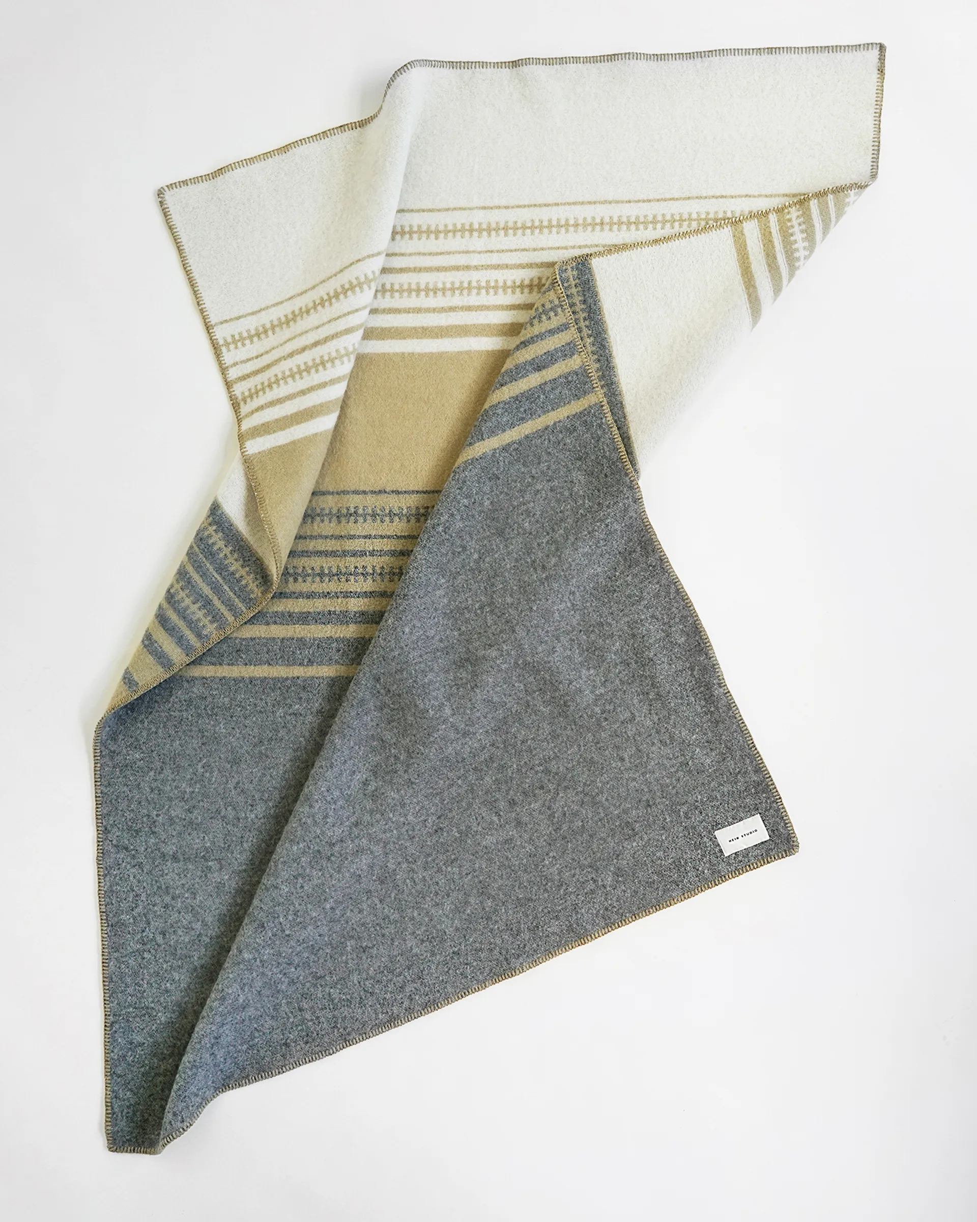 Aiyana 毯子 130x180 cm, No. 02 Hein Studio