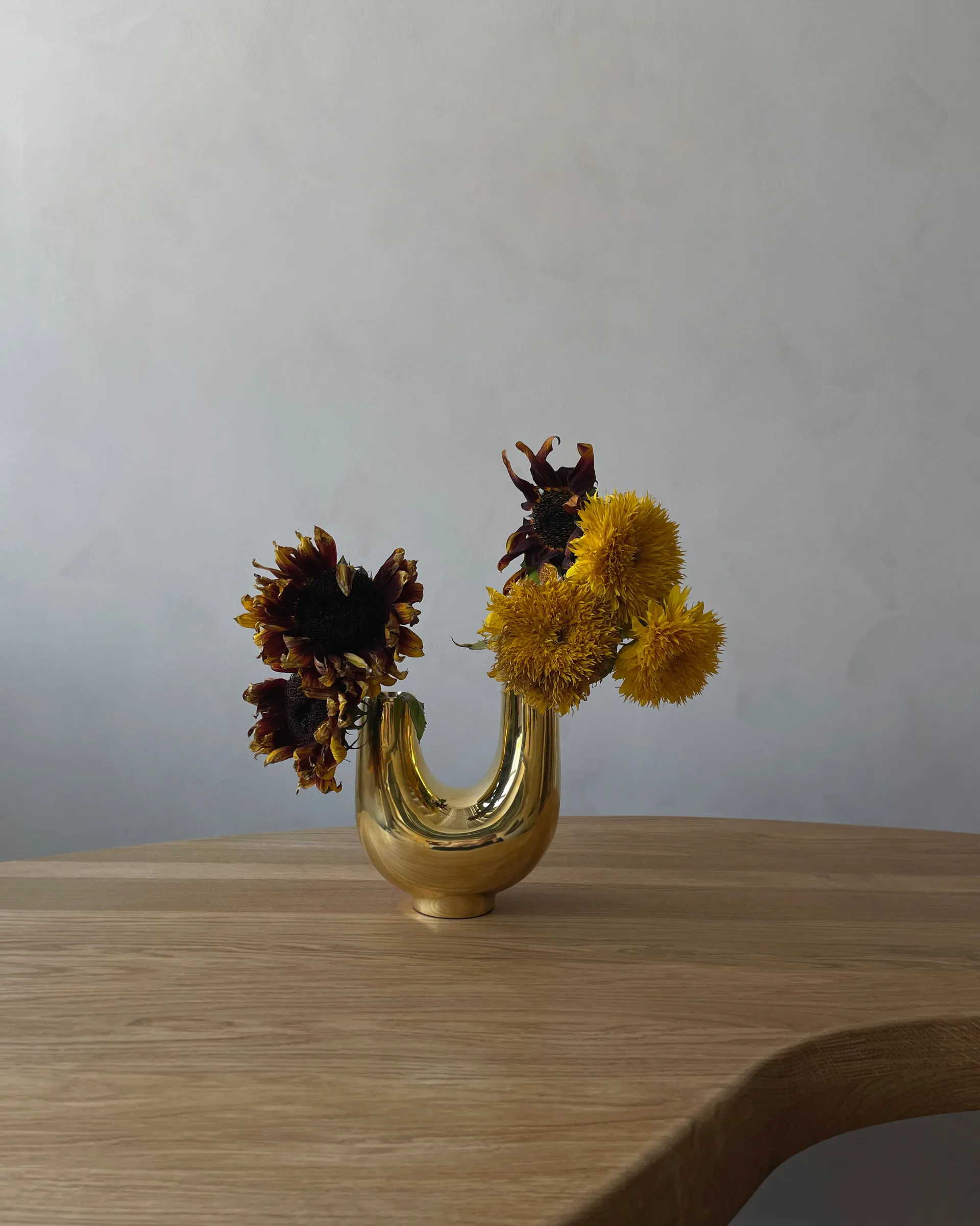 Kazumi 花瓶, 黄铜 Hein Studio