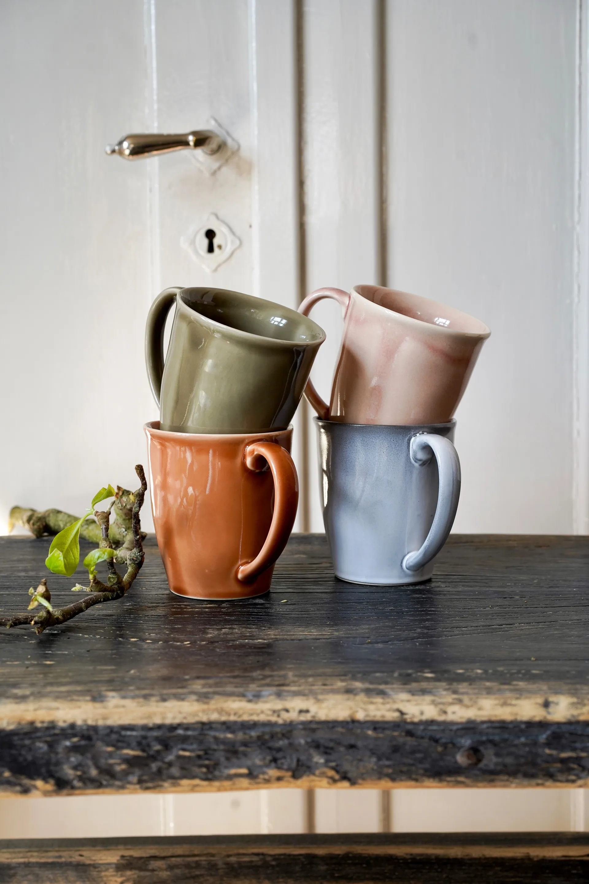 Heirol x Nosse Edge 杯子 带把手 35 cl, Gold Heirol