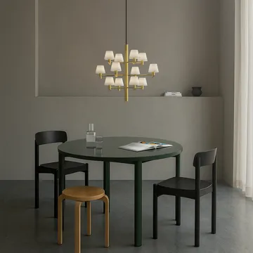 Gil Crown 12枝吊灯 - 缎面黄铜-乳白玻璃 - Herstal