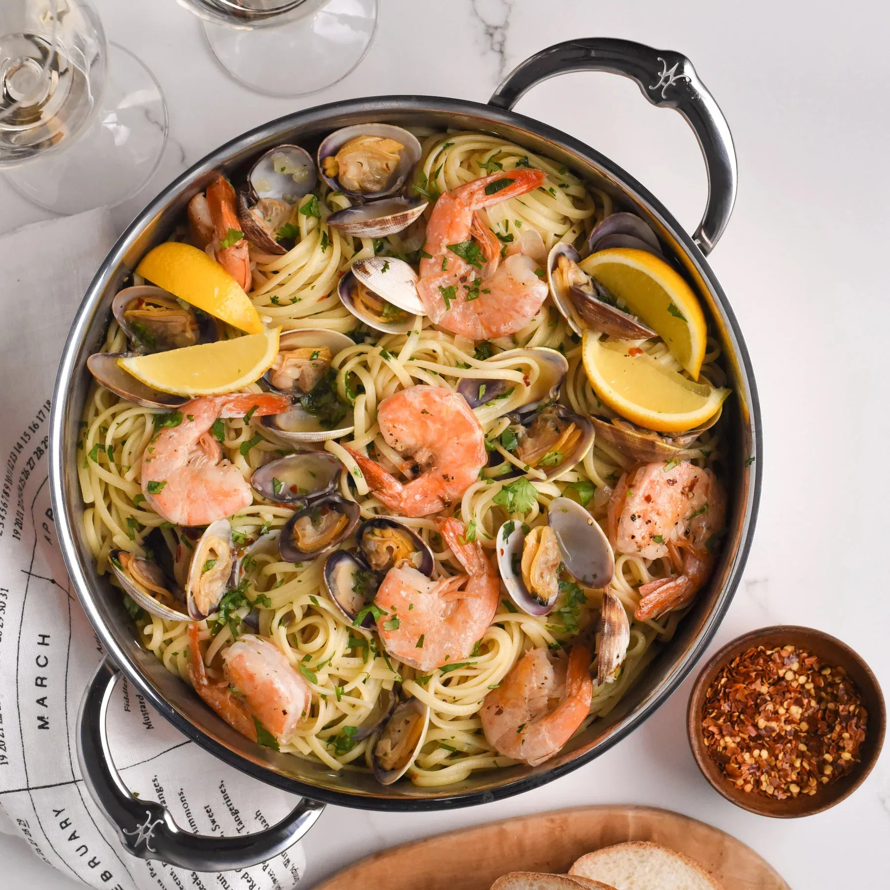 Hestan Copperbond带盖铜质双耳煎锅, 3.3L Hestan