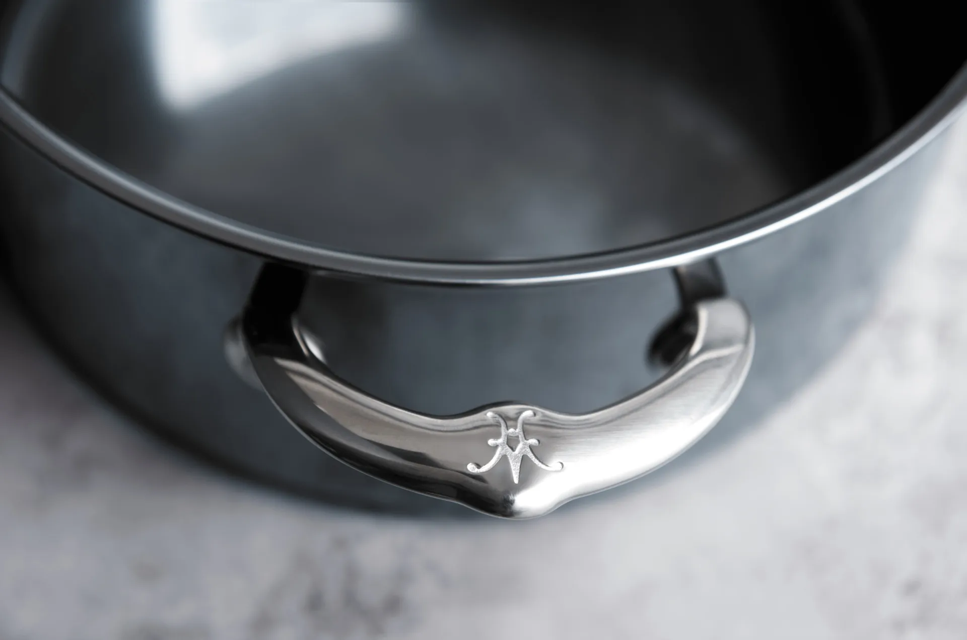 Hestan Nanobond 带盖浓汤炖锅2.8升, 不锈钢 Hestan