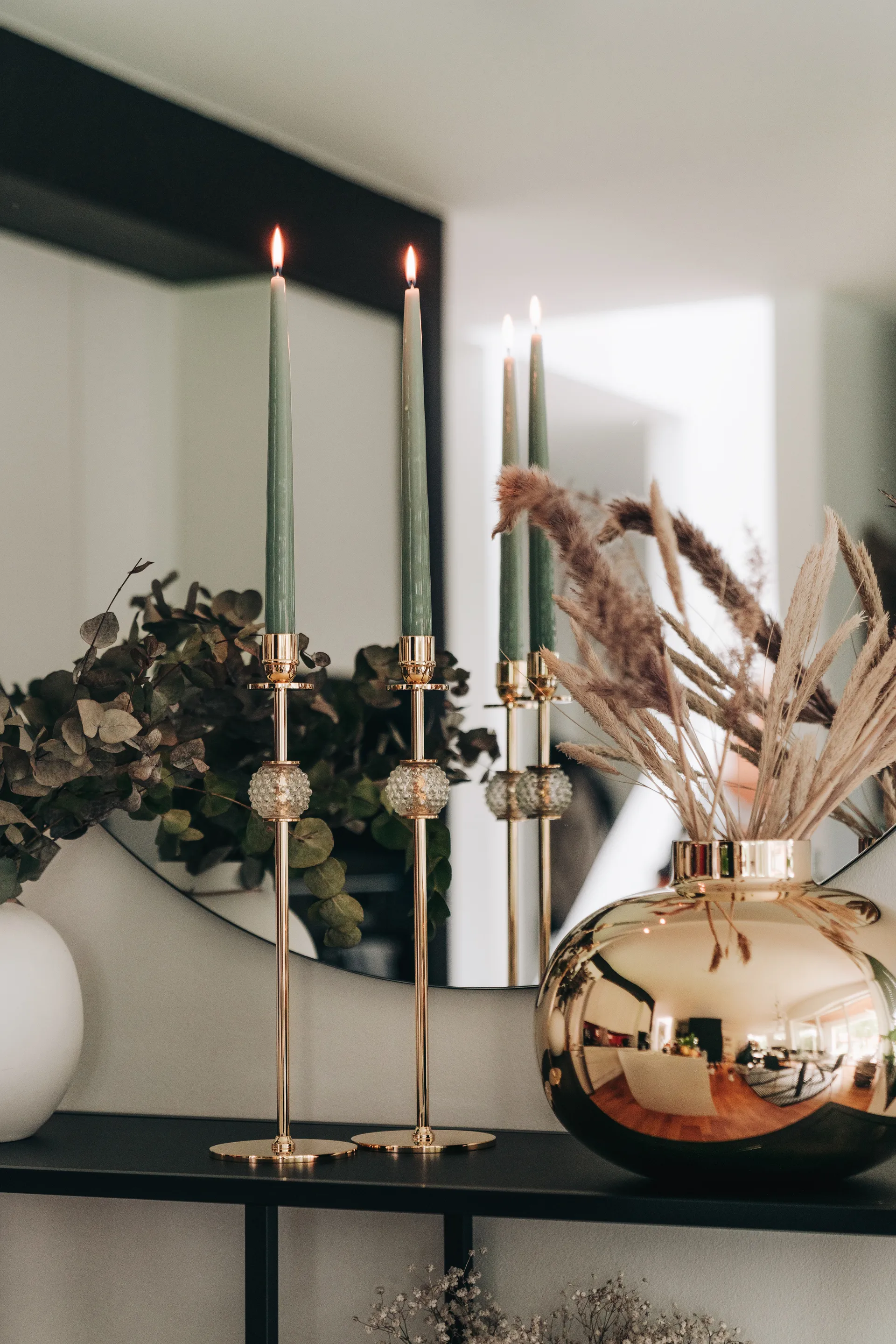 Alba 烛台 40 cm, Solid brass and glass Hilke Collection