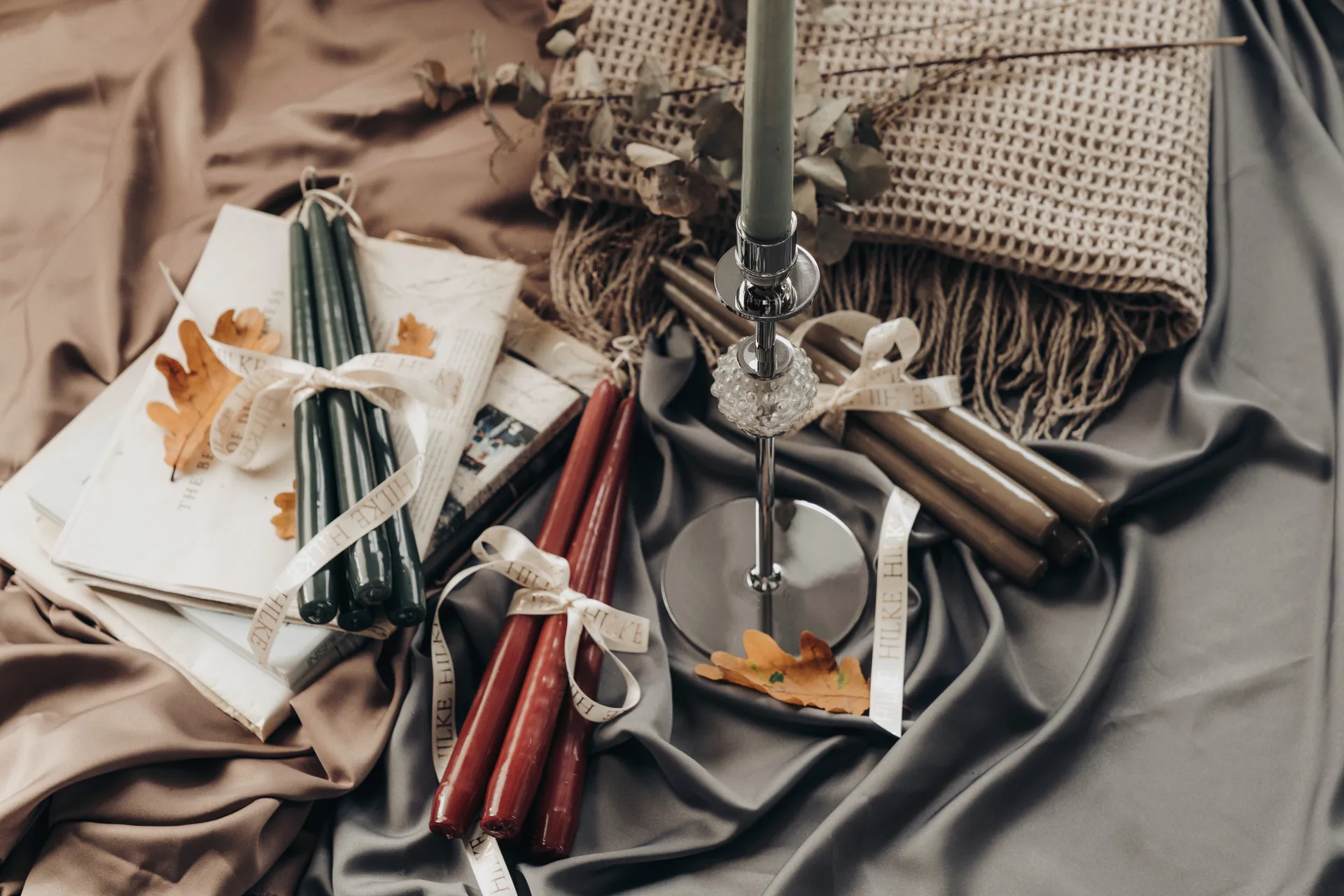 Herrgårdsljus candles 30 cm 六件套装 , 亚麻色 glossy Hilke Collection