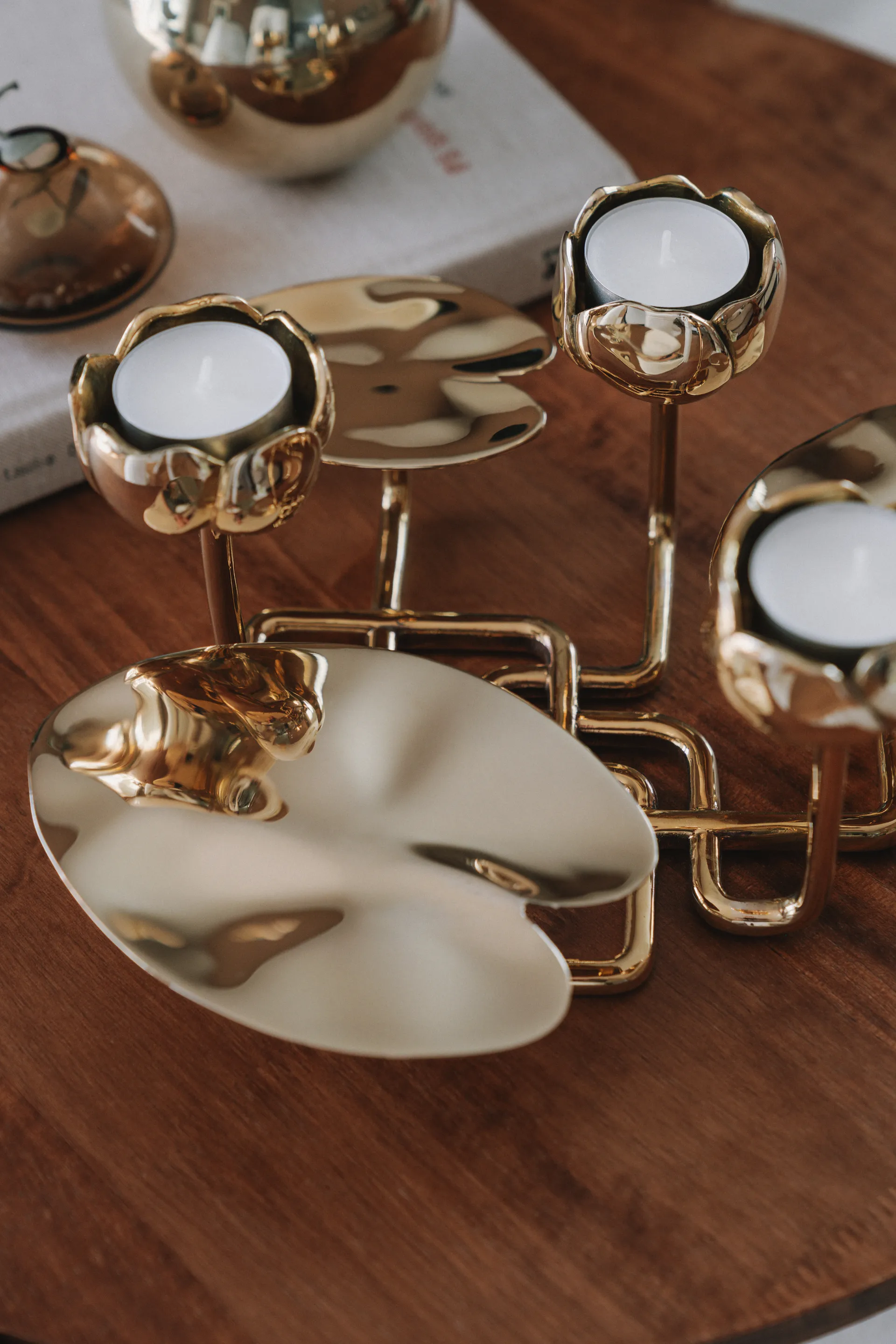 Ninfea grande 烛台, 黄铜 Hilke Collection