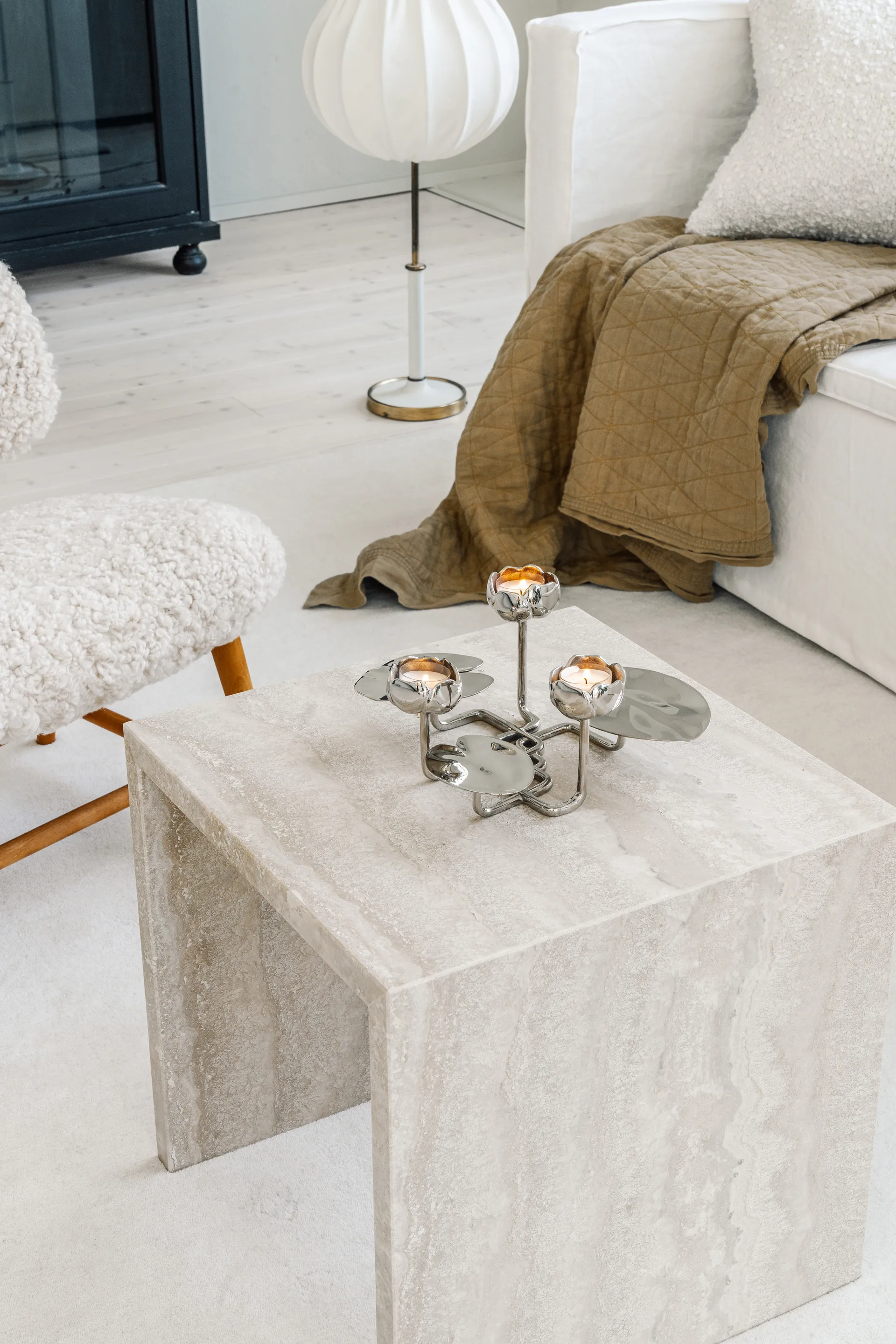 Ninfea grande 烛台, 镍镀 黄铜 Hilke Collection