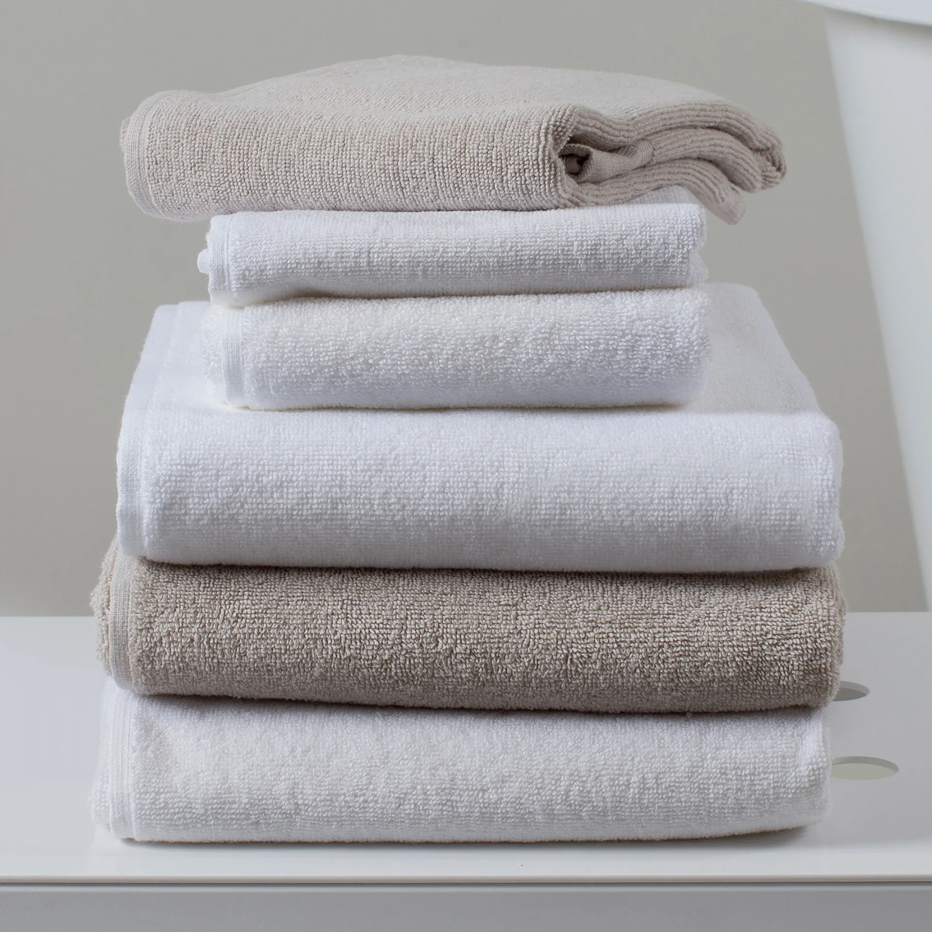 Lina 毛巾  mother of pearl, 70x140 cm Himla