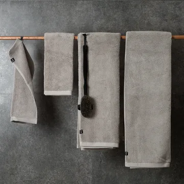 Maxime 生态铅色毛巾 - 50x70cm - Himla