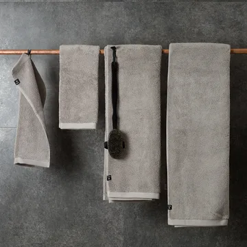 Maxime 生态铅色毛巾 - 70x140cm - Himla