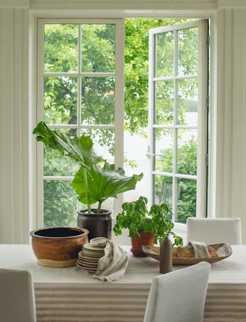 Riviera 桌布 145x330 cm - 沙色 - Himla