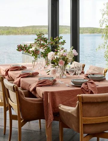 Sunshine 桌布 - Grounded, 145x250 cm - Himla