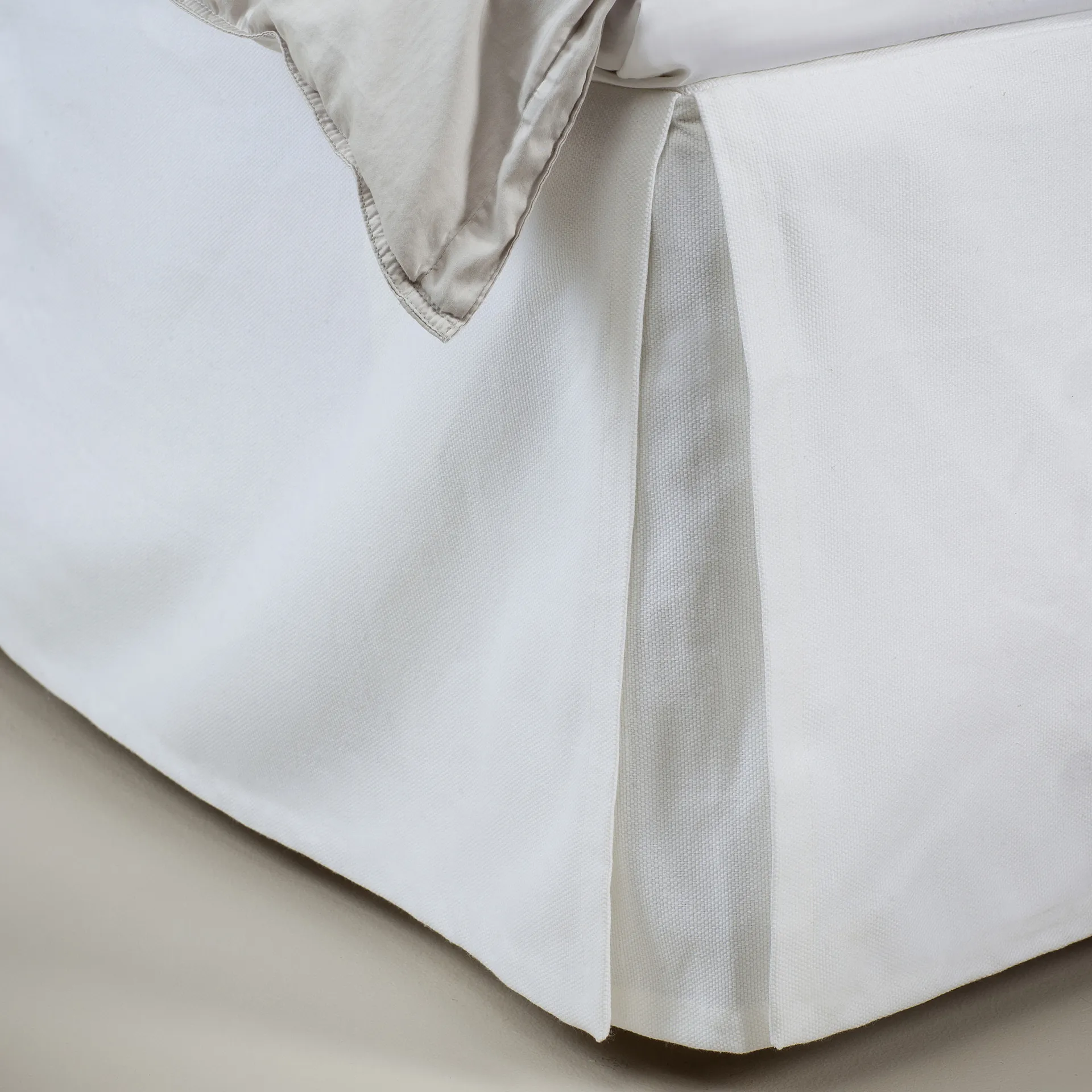 Weeknight 床帷(床裙) bed skirt  180x220x52 cm, 白色 Himla