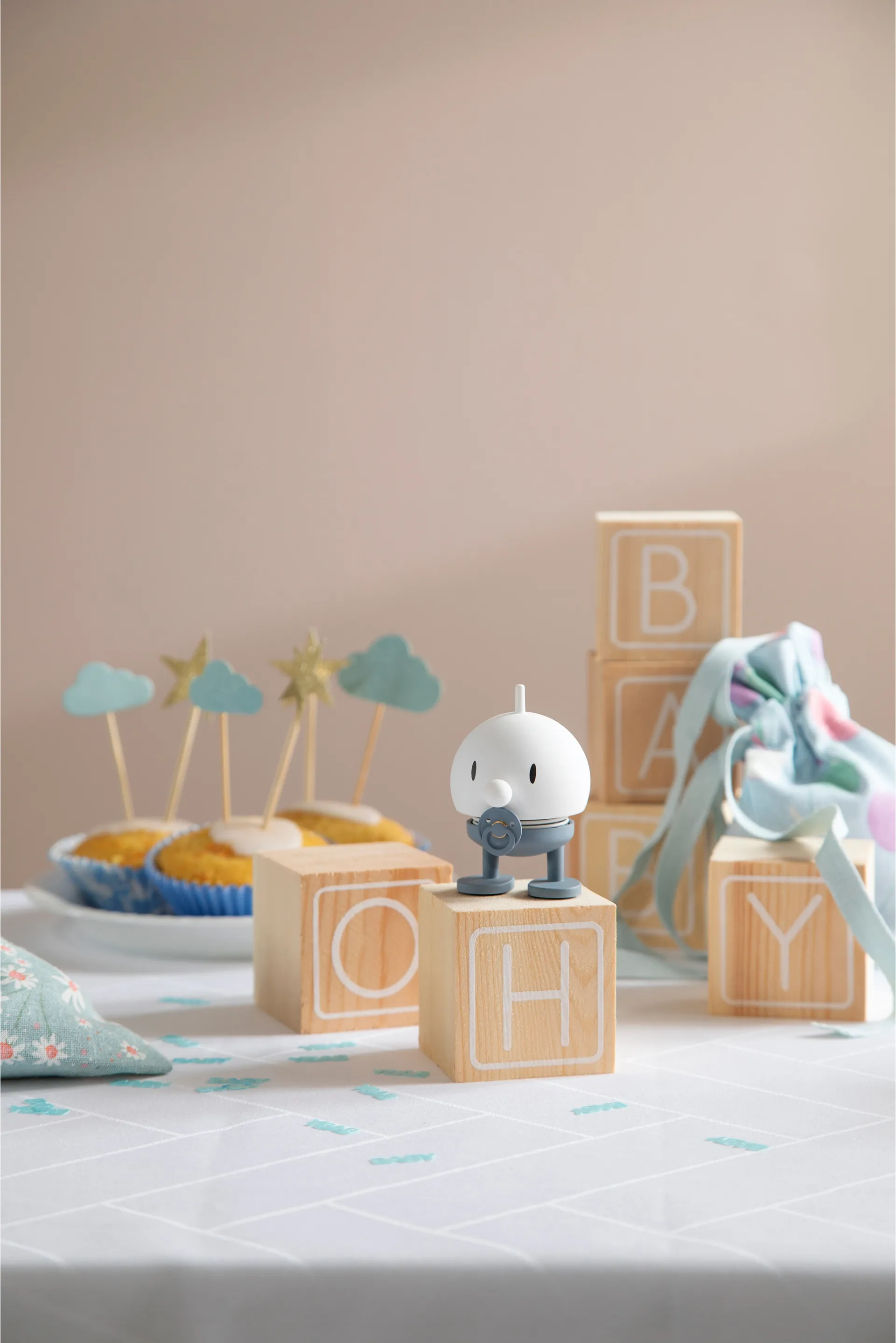 Hoptimist Baby Bumble S 公仔, 蓝色 Hoptimist