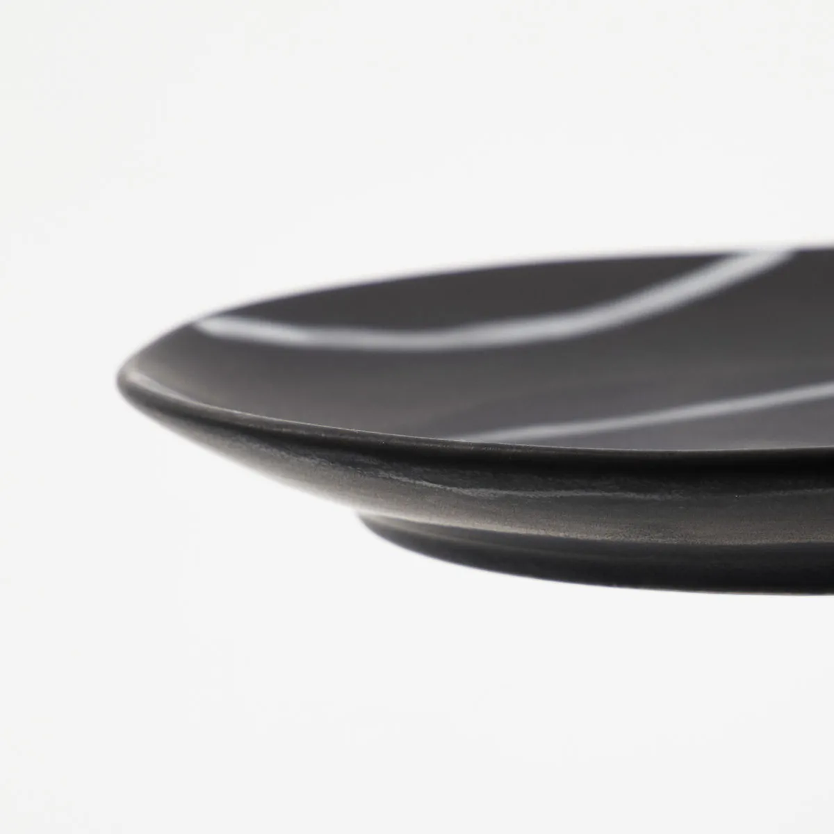 Line 小餐盘 Ø19.5cm, 黑色_棕色 House Doctor