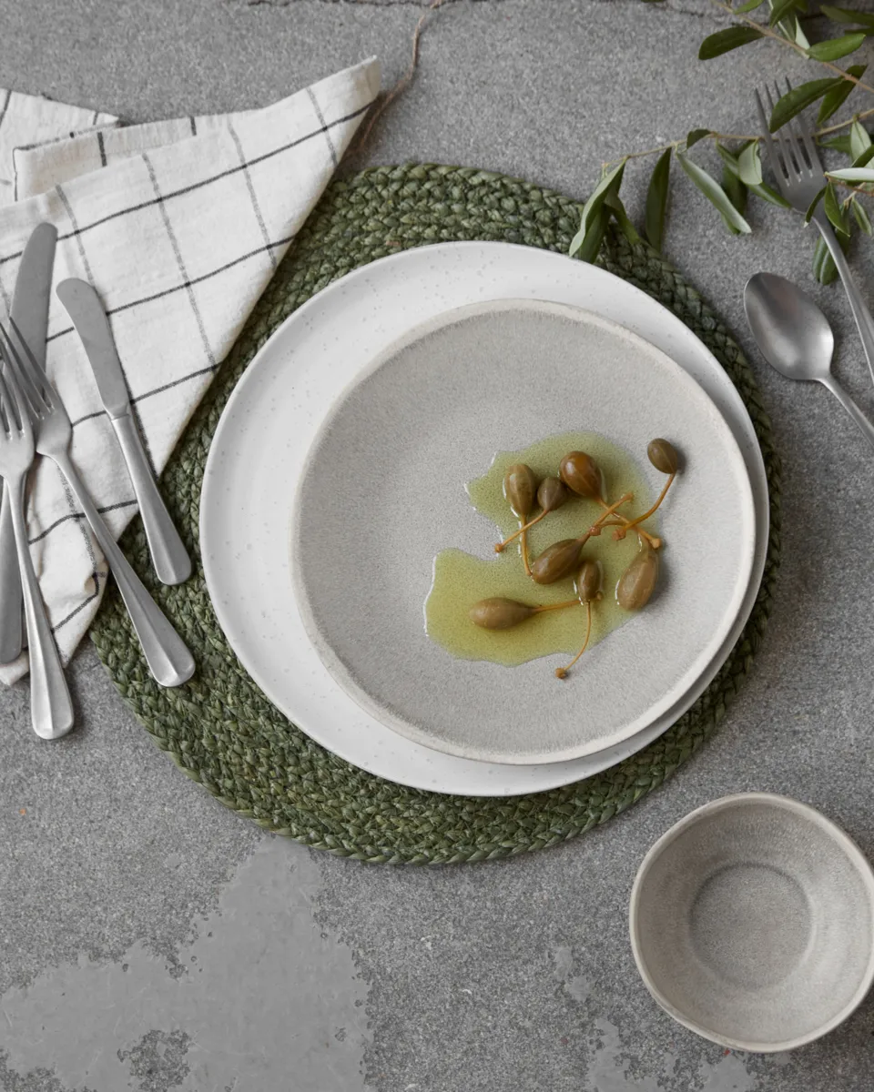 More 盘子 Ø27 cm, 灰色 House Doctor