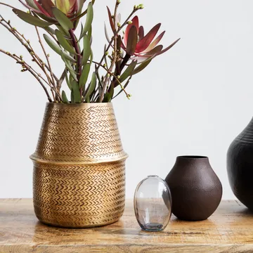 Rattan flower pot - brass - House Doctor