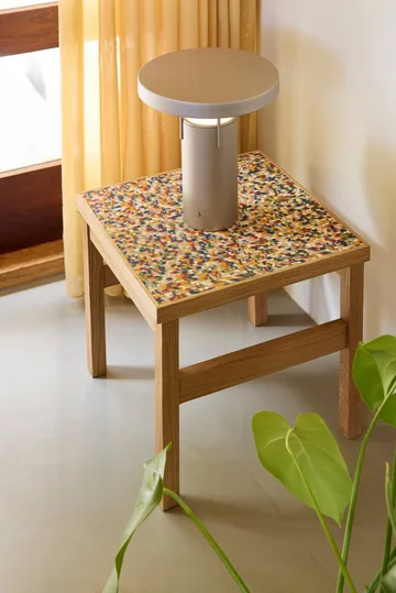 BringMe 便携式台灯 - 金属质感沙色_28cm - Hübsch