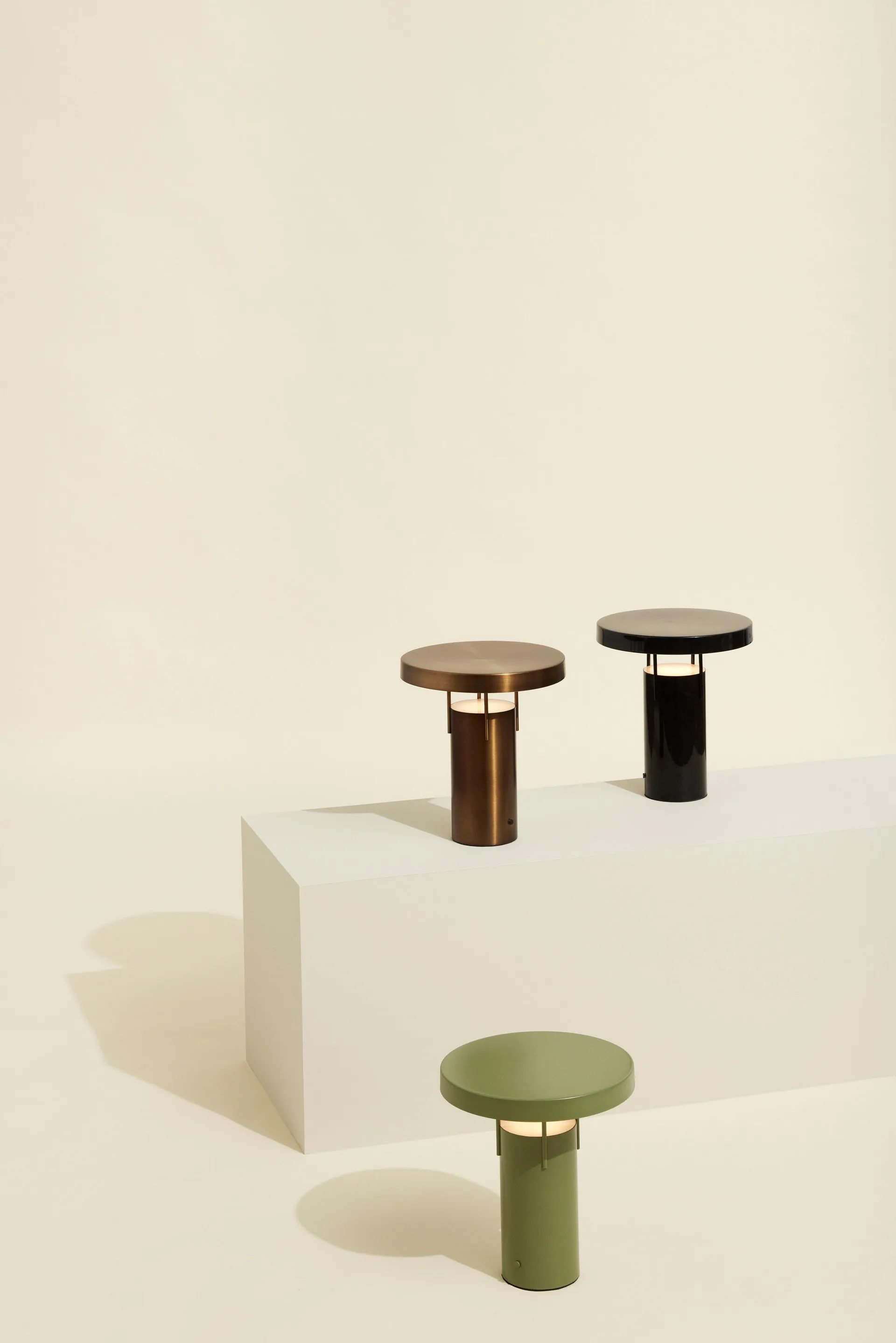 BringMe 便携 台灯, Burnished 黄铜 Hübsch Interior