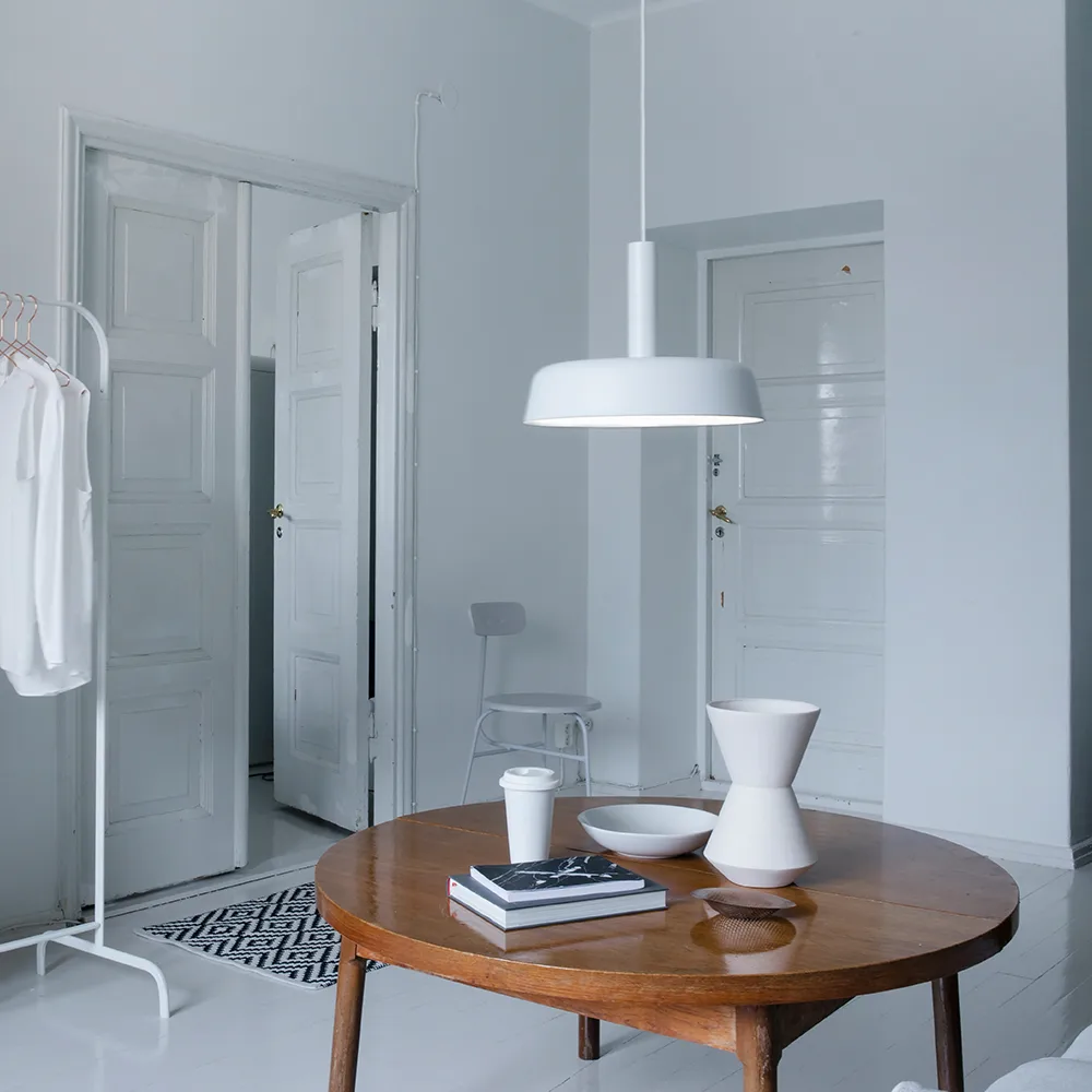 Café 370 吊灯, 白色 Innolux