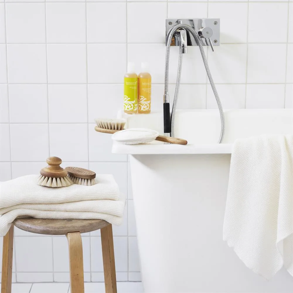 Iris Hantverk Bath brush without handle, oak Iris Hantverk