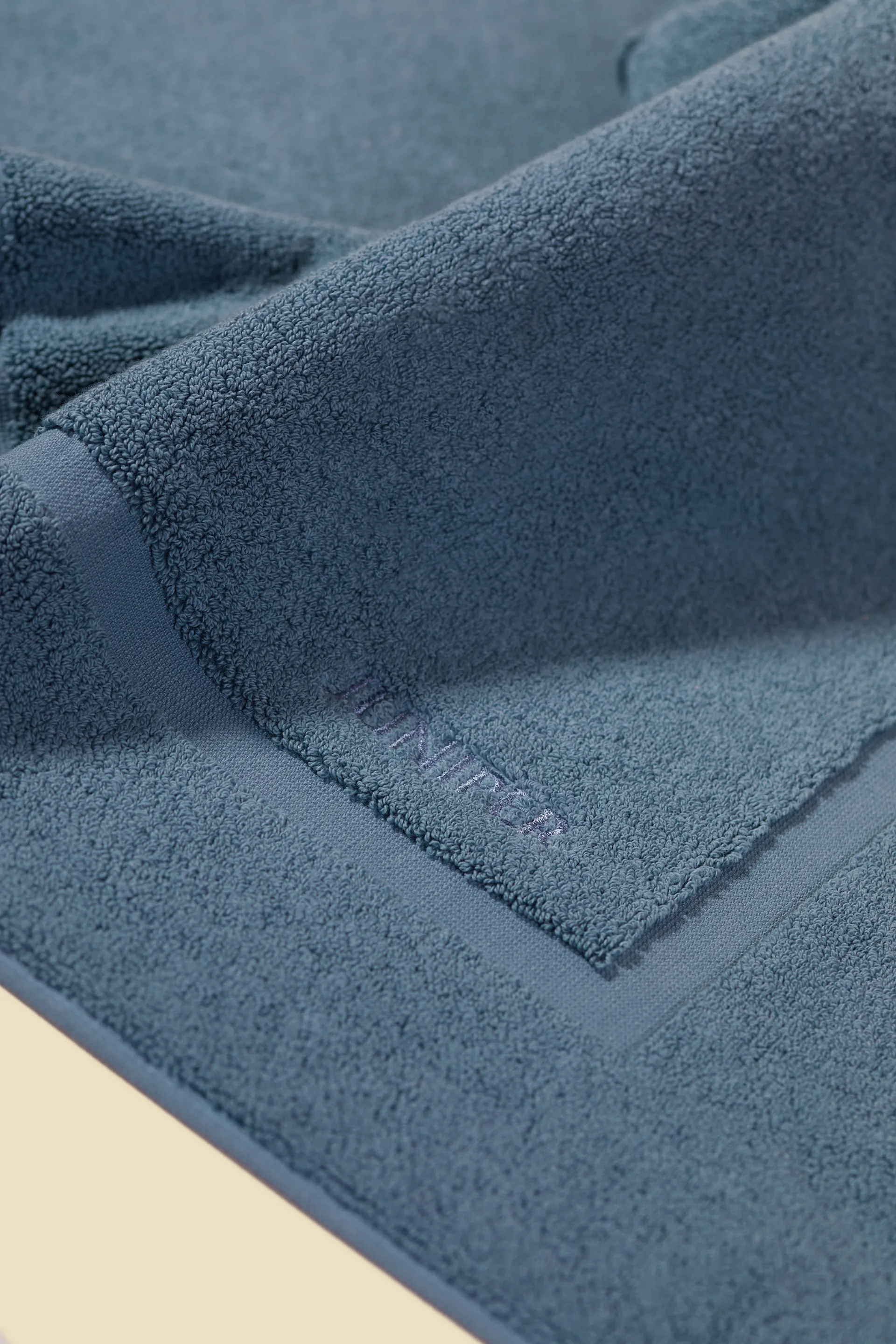 Juniper bath 地毯 50x80 cm, North Sea Blue Juniper