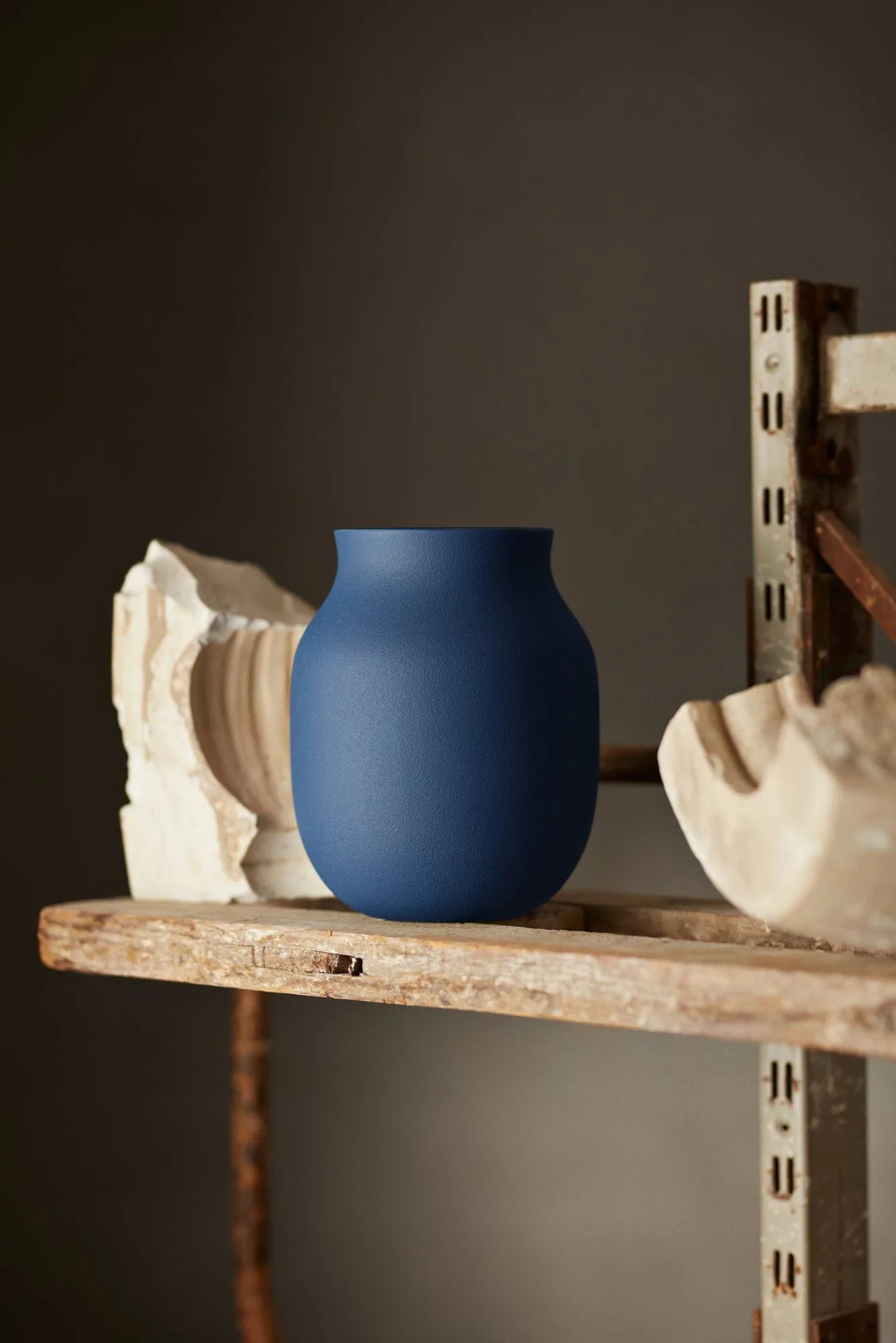 Studio Omaggio 花瓶, 蓝色，20cm Kähler