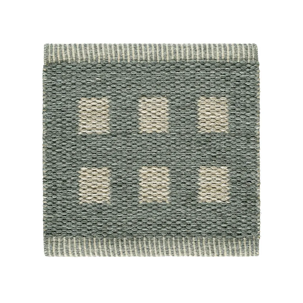 Sugar Cube Icon hallway 桌旗, 岩蓝 588 85x250 cm Kasthall