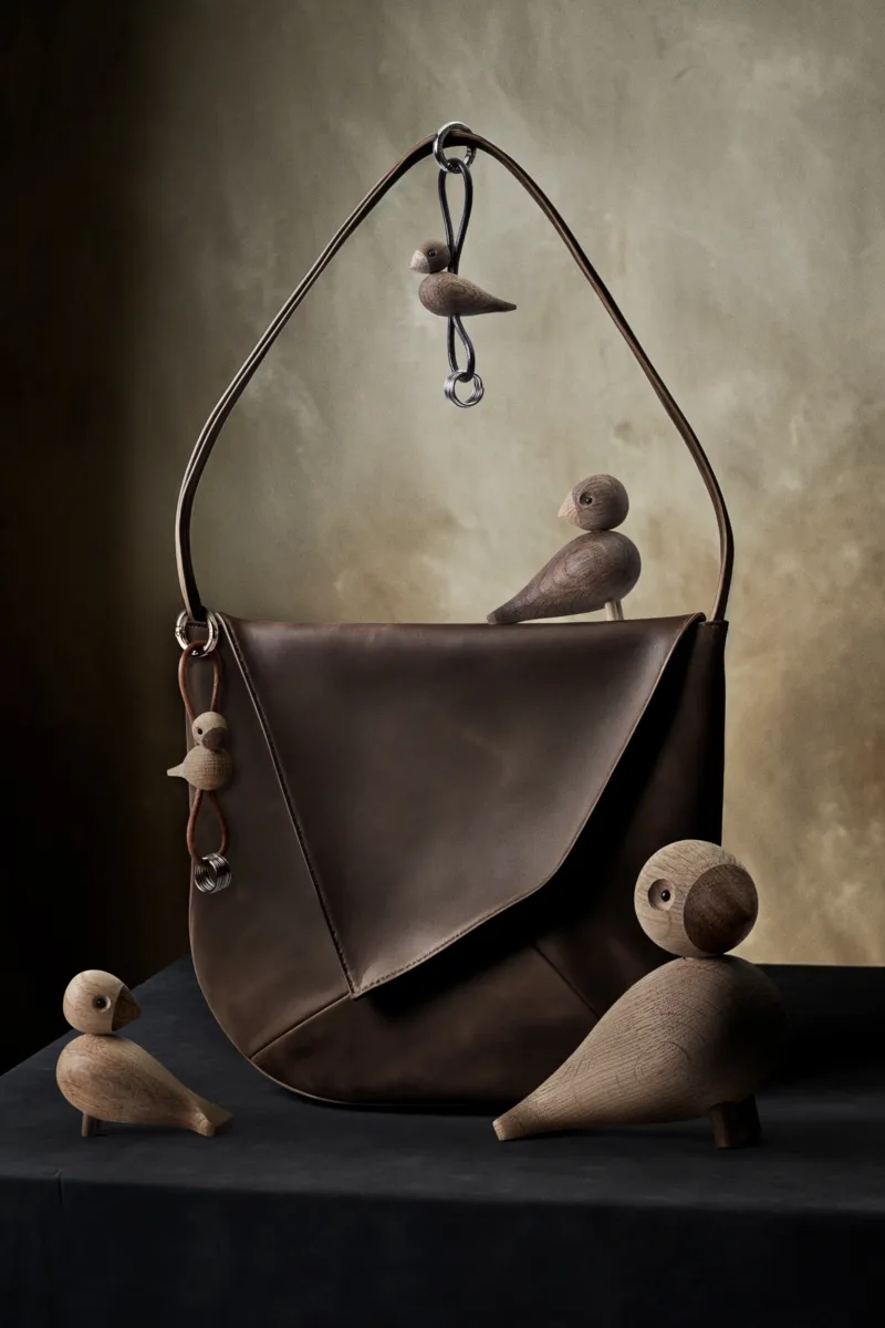 Kaj Bojesen bird keyring, 自然木色, 原色/自然色 皮革 Kay Bojesen Denmark