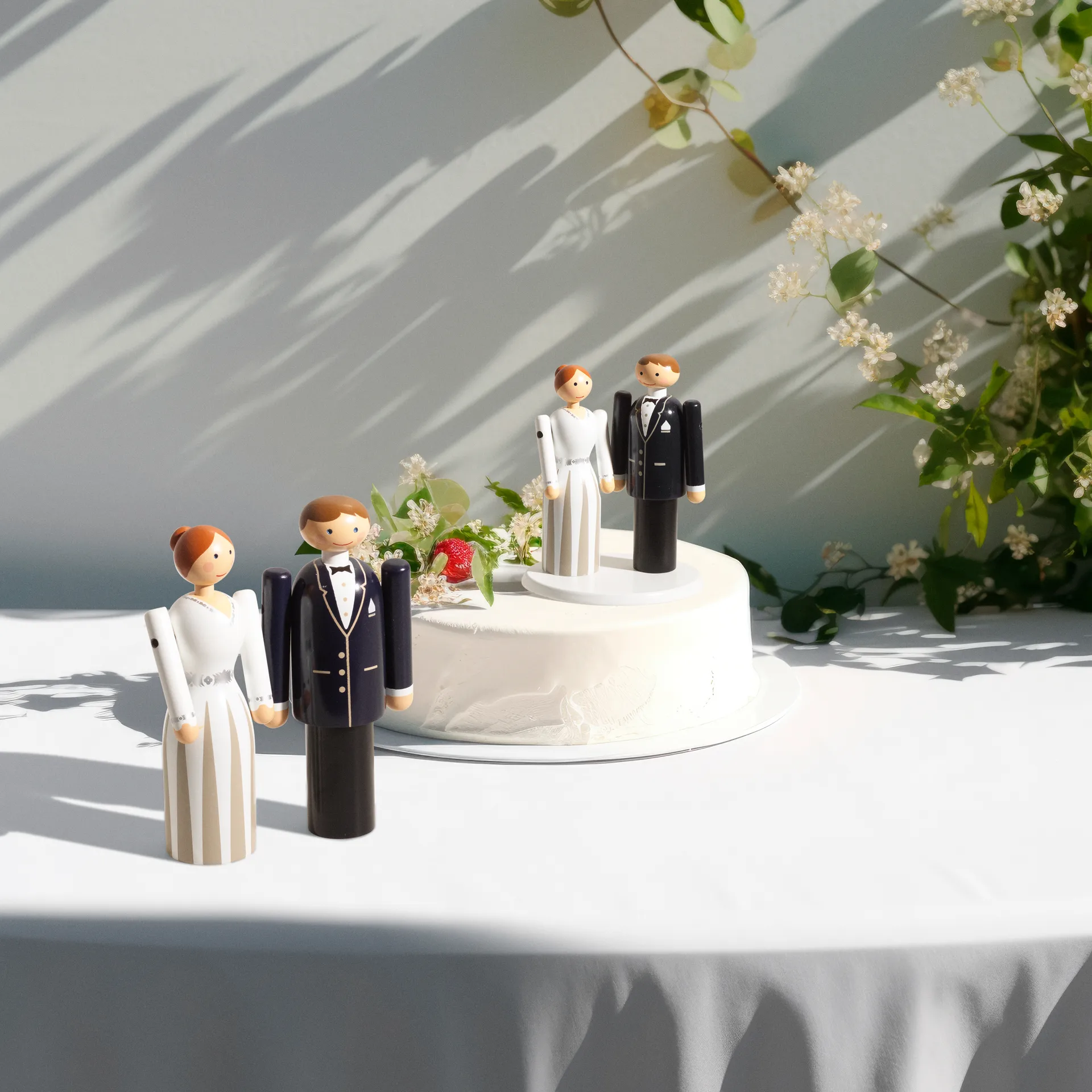 Kay Bojesen bride, 蓝色-黑色-白色, 12 cm Kay Bojesen Denmark