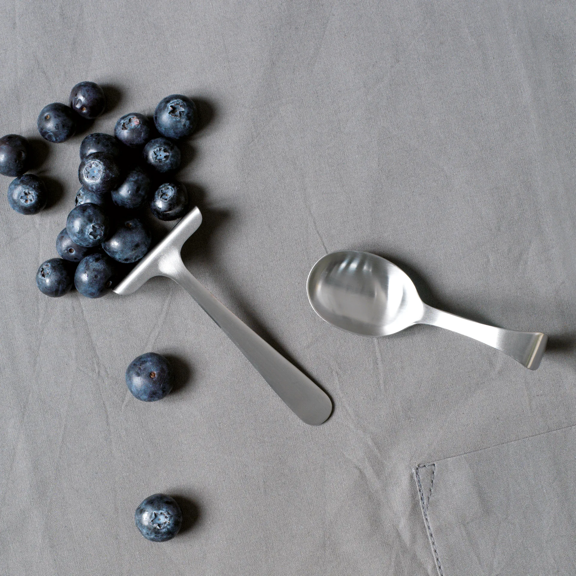 Grand Prix 儿童餐具 和 围嘴 3件, Polished steel Kay Bojesen